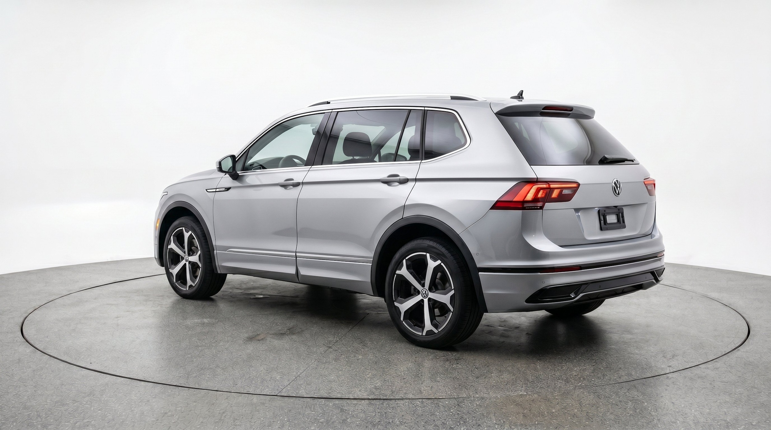 Thumbnail: 2026 Volkswagen Tiguan - 6