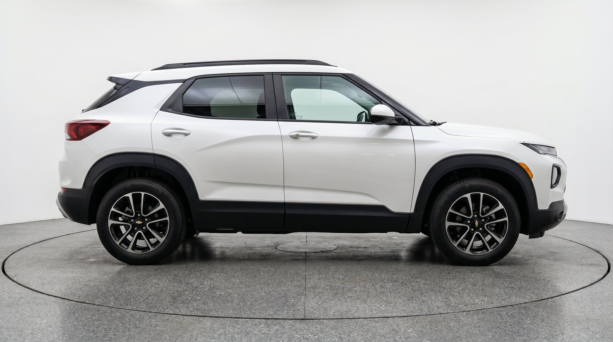 Thumbnail: 2025 Chevrolet TrailBlazer - 11