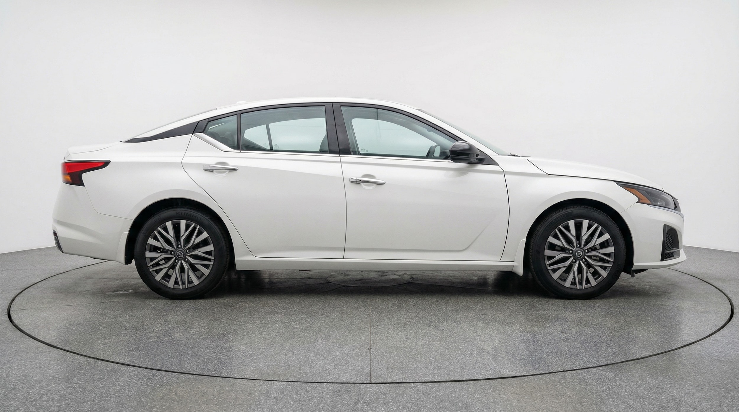 Thumbnail: 2025 Nissan Altima - 8