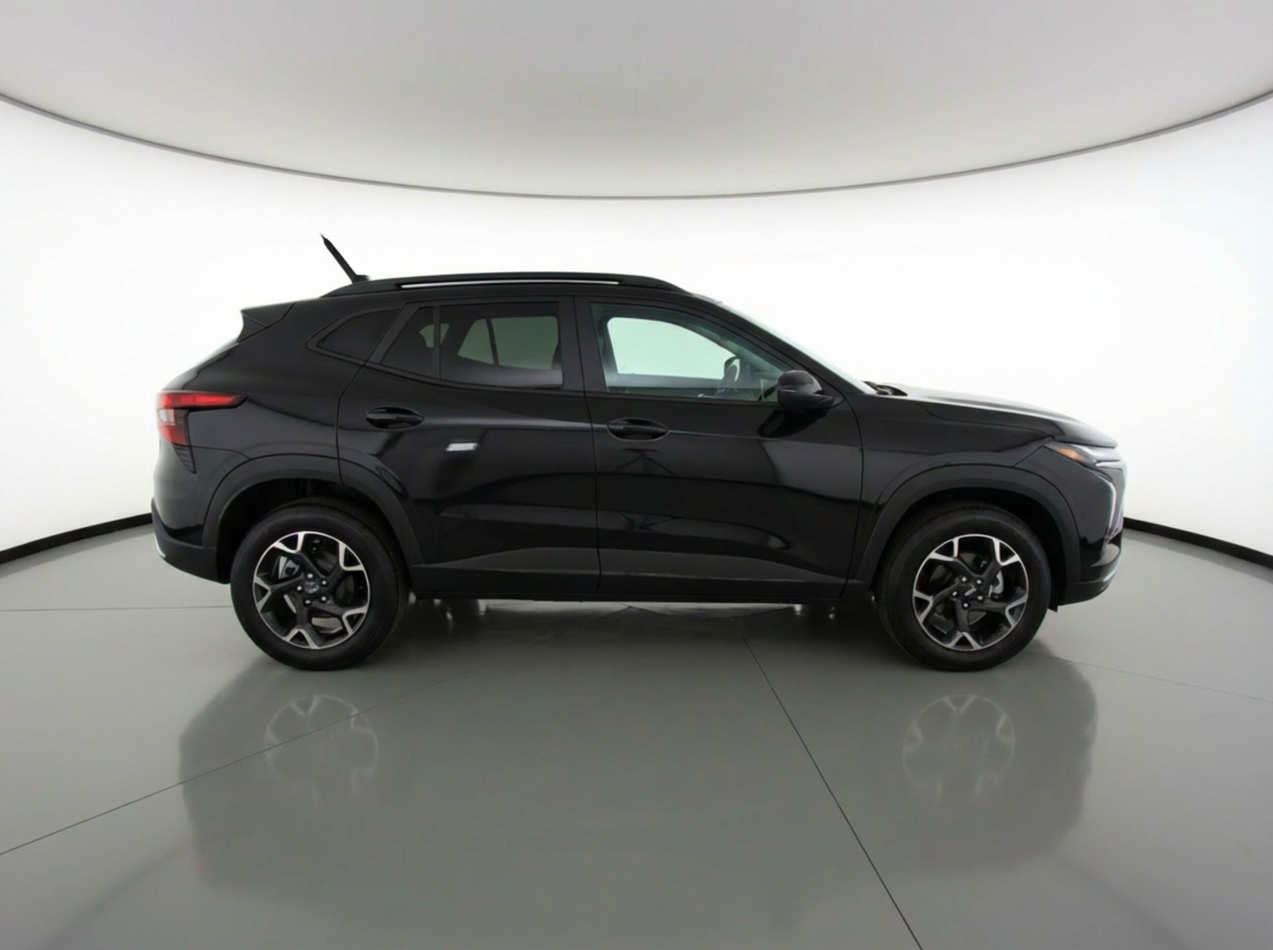 Thumbnail: 2025 Chevrolet Trax - 8