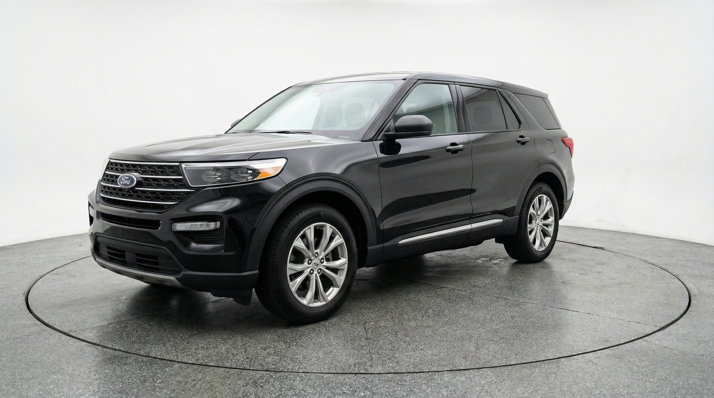 Thumbnail: 2024 Ford Explorer - 3