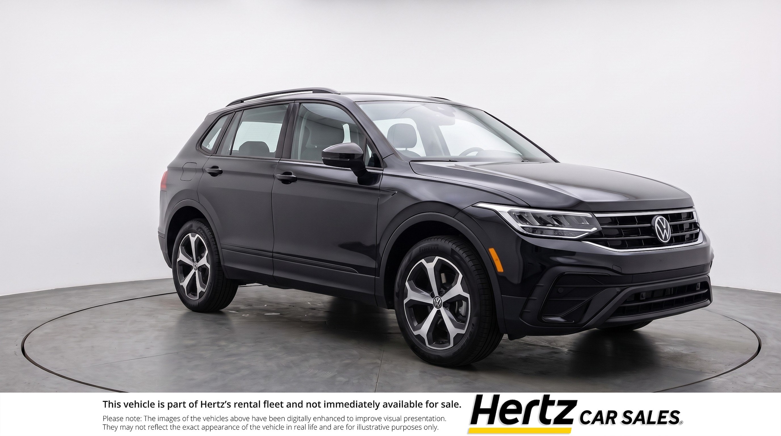 Thumbnail: 2026 Volkswagen Tiguan - 1