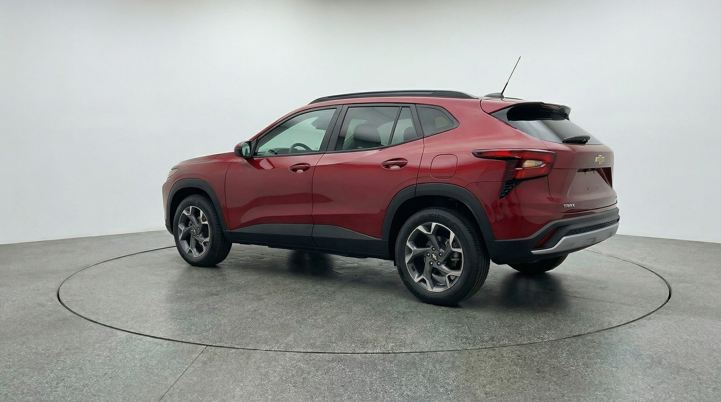 Thumbnail: 2025 Chevrolet Trax - 5