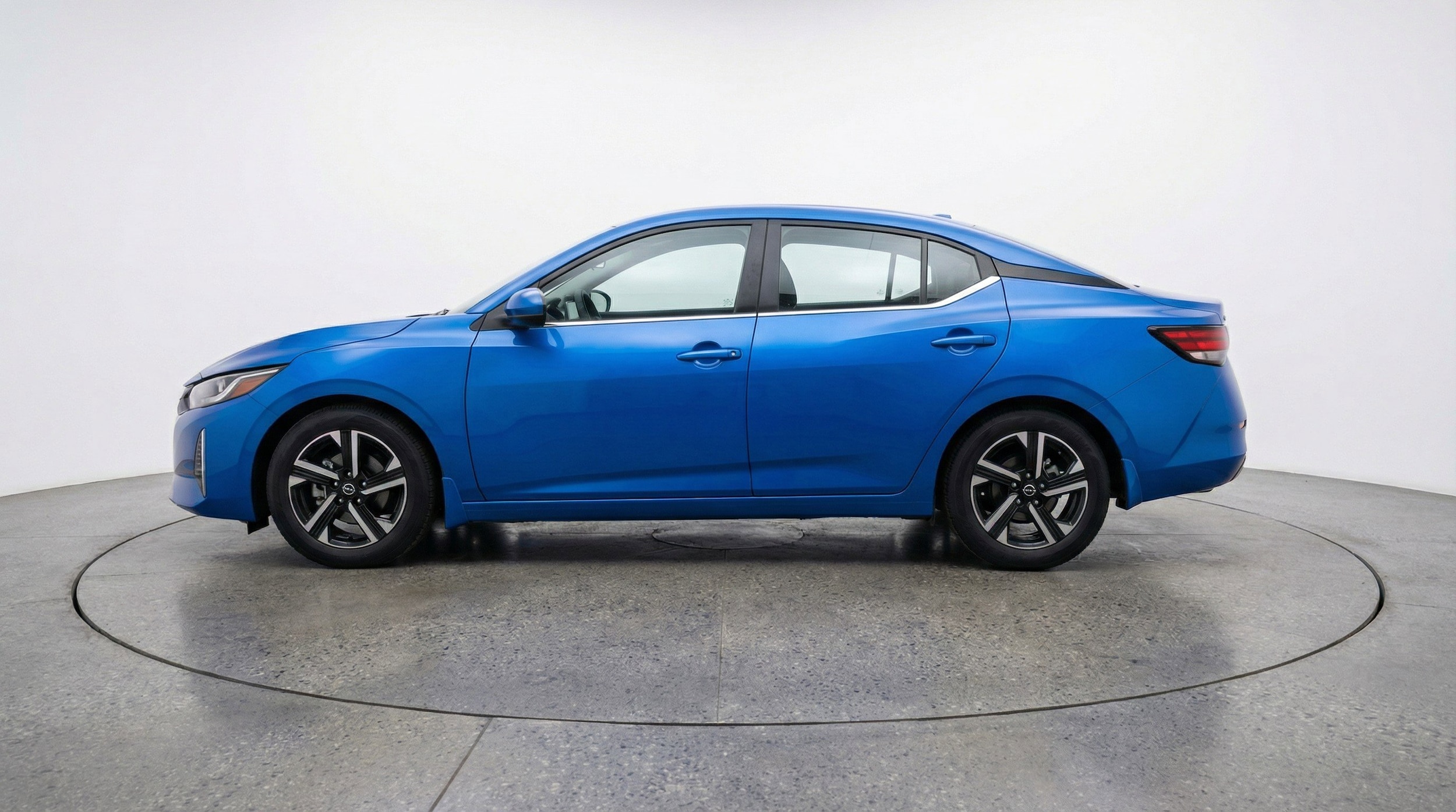 Thumbnail: 2025 Nissan Sentra - 5