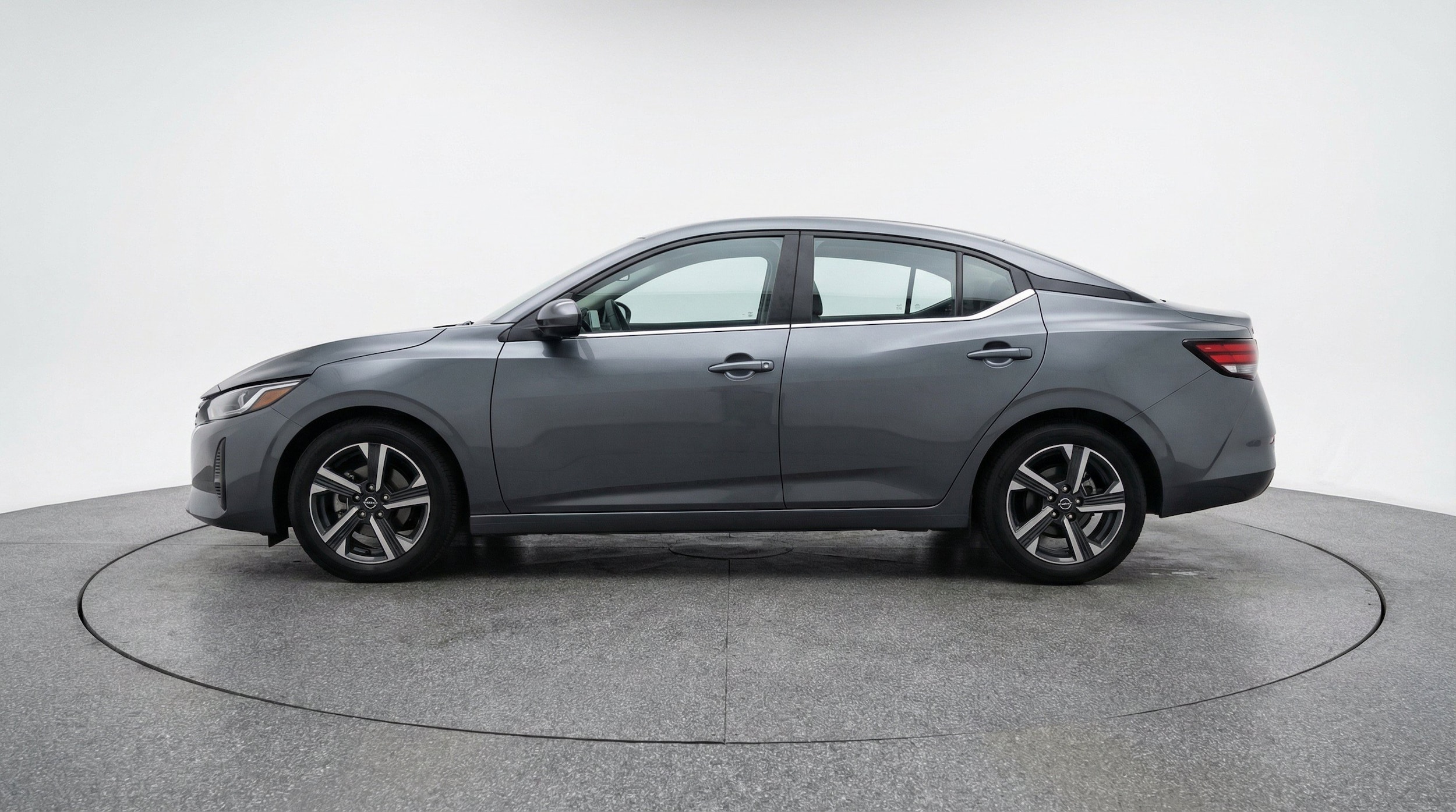 Thumbnail: 2025 Nissan Sentra - 5
