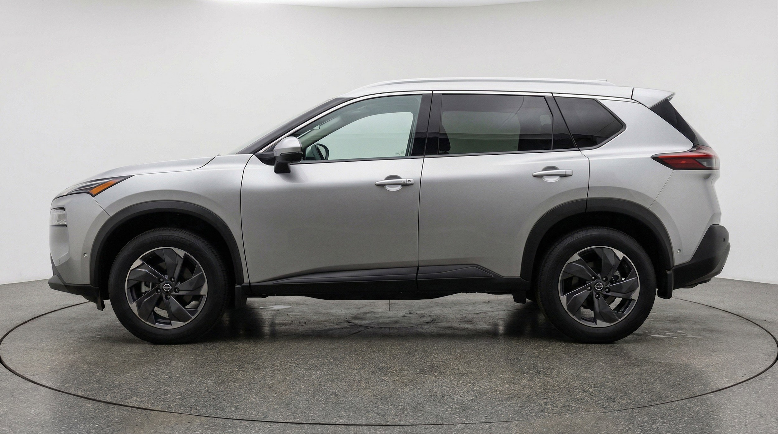 Thumbnail: 2025 Nissan Rogue - 5