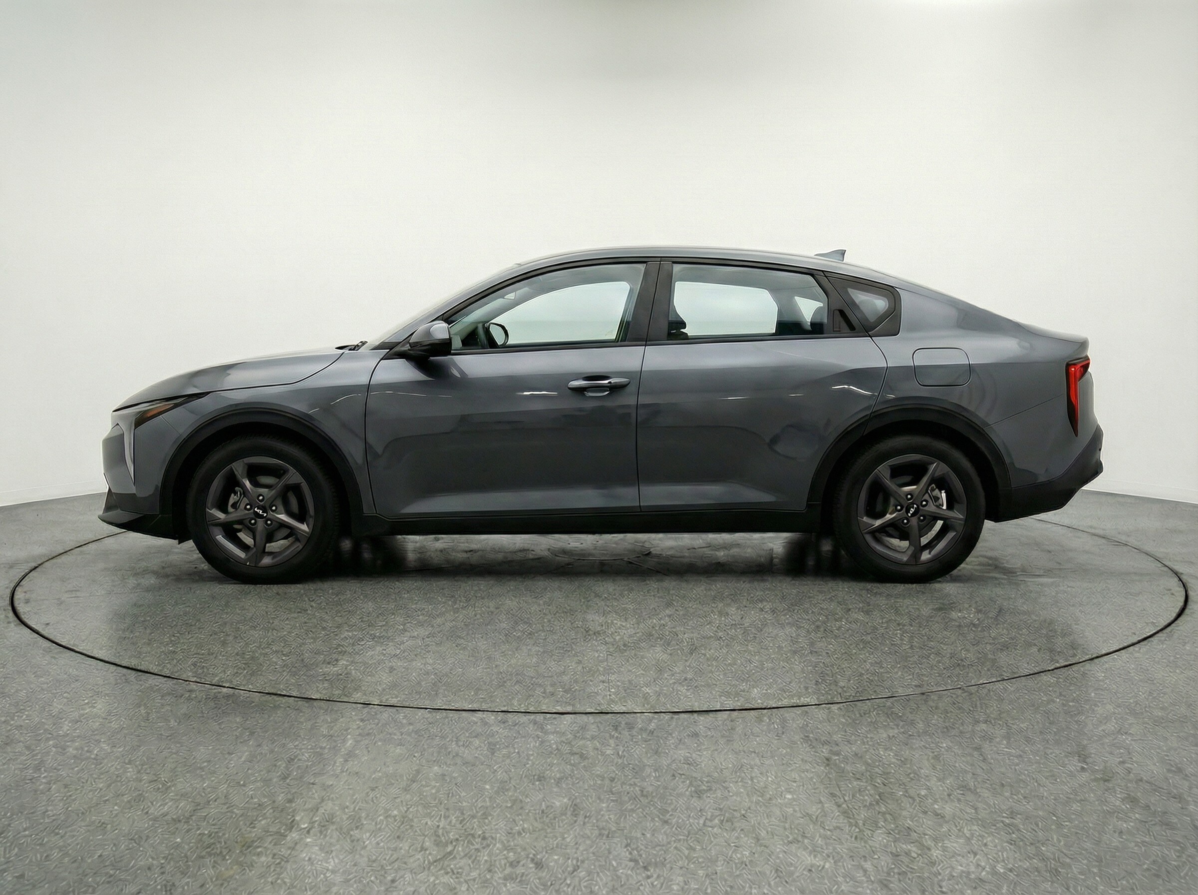 Thumbnail: 2025 Kia K4 - 4