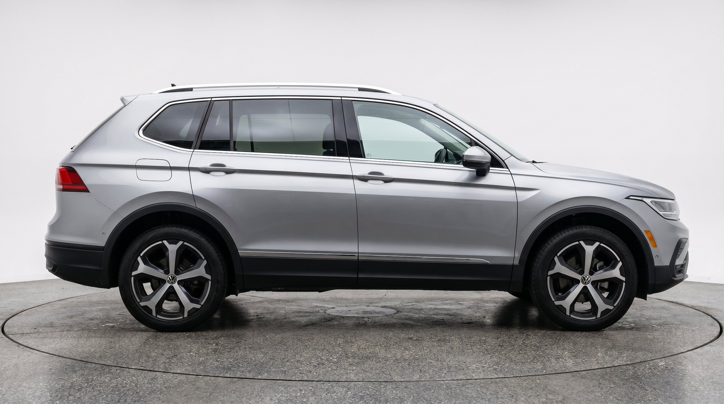 Thumbnail: 2026 Volkswagen Tiguan - 11