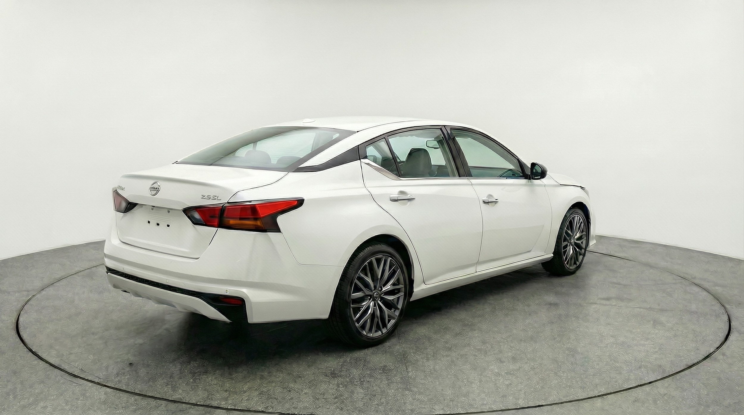 Thumbnail: 2025 Nissan Altima - 7