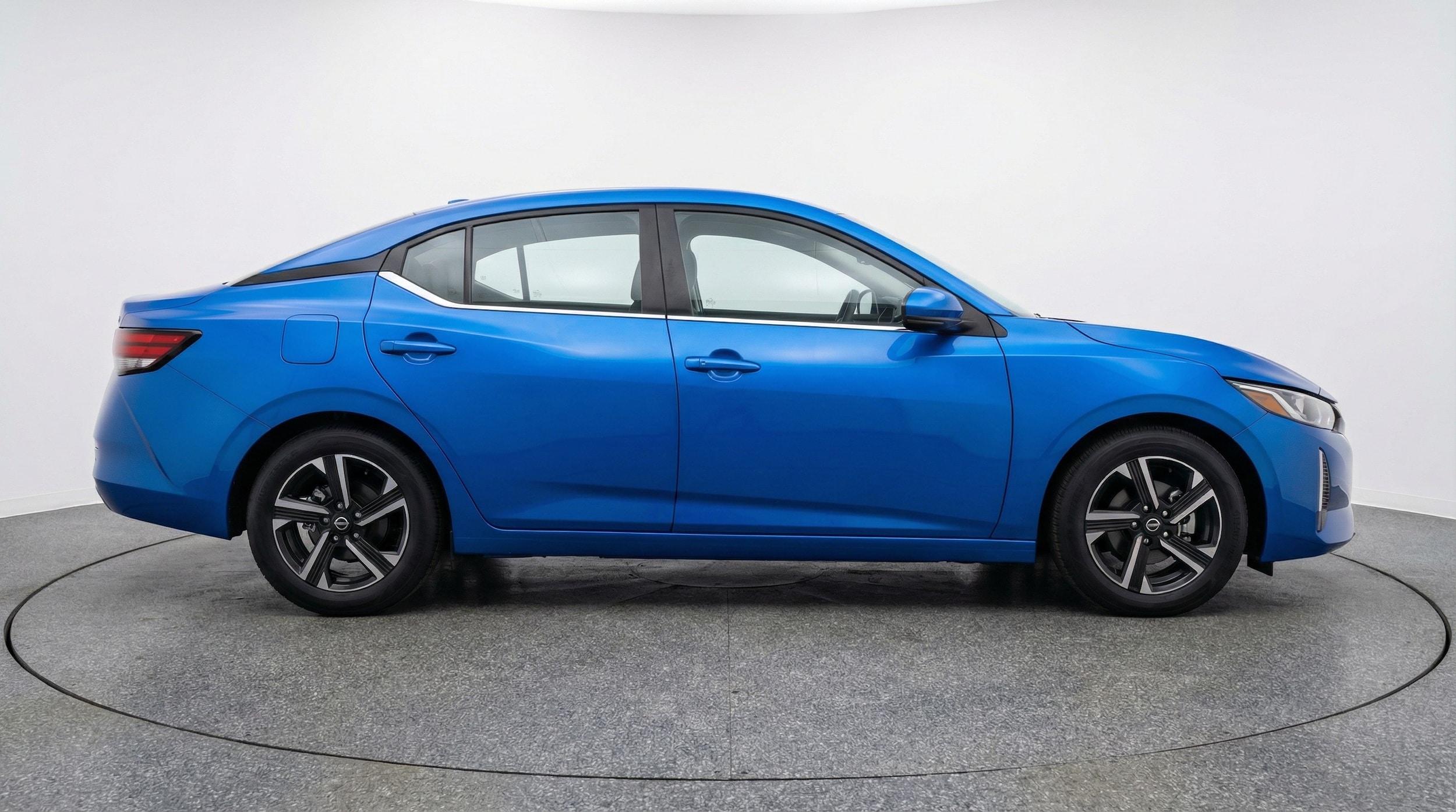 Thumbnail: 2025 Nissan Sentra - 8