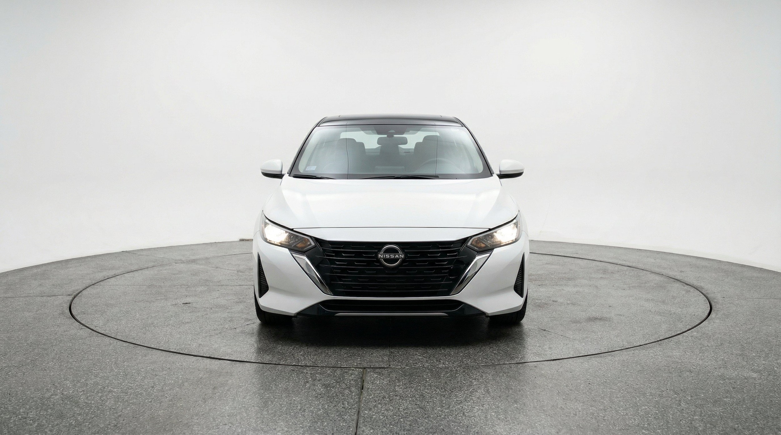 Thumbnail: 2025 Nissan Sentra - 2