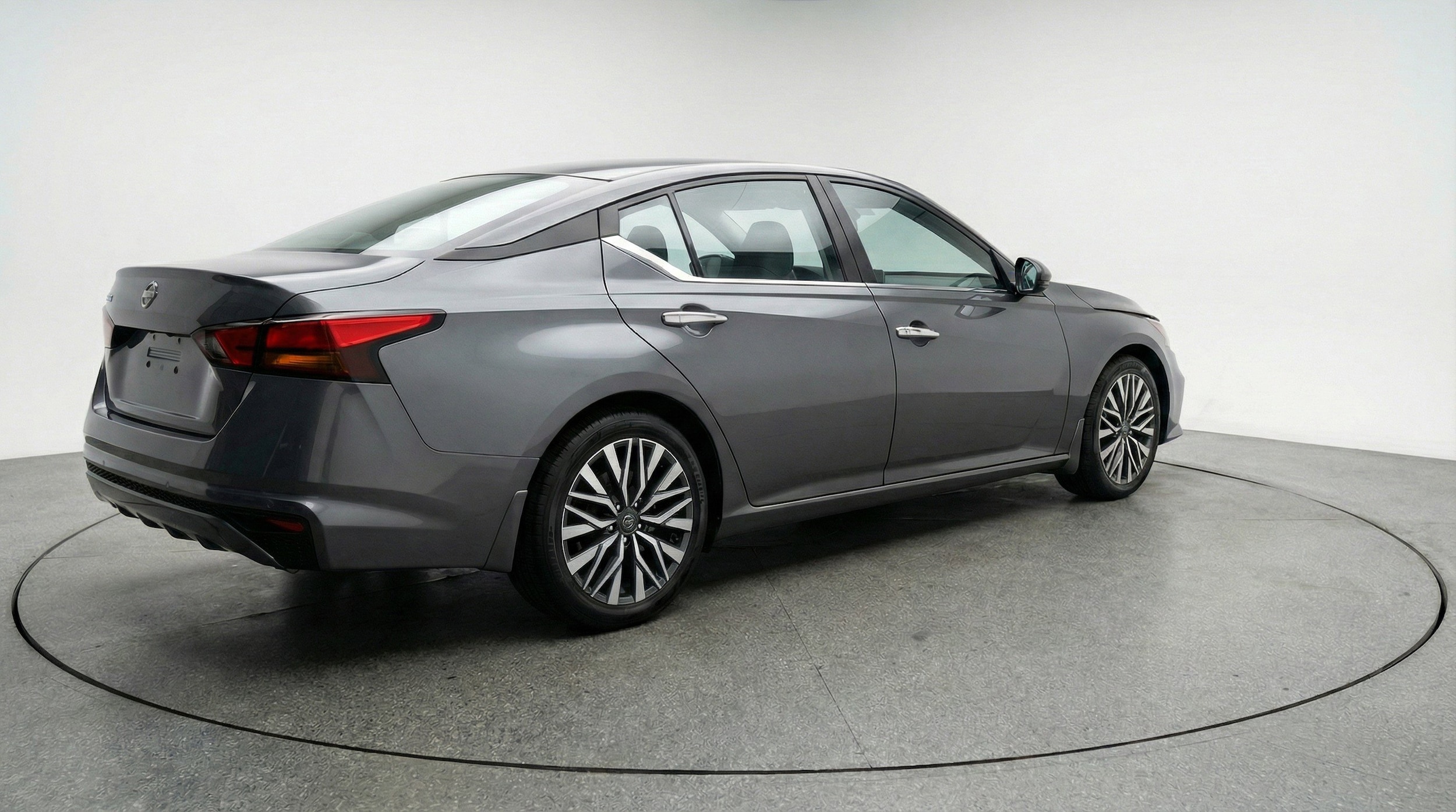 Thumbnail: 2025 Nissan Altima - 9