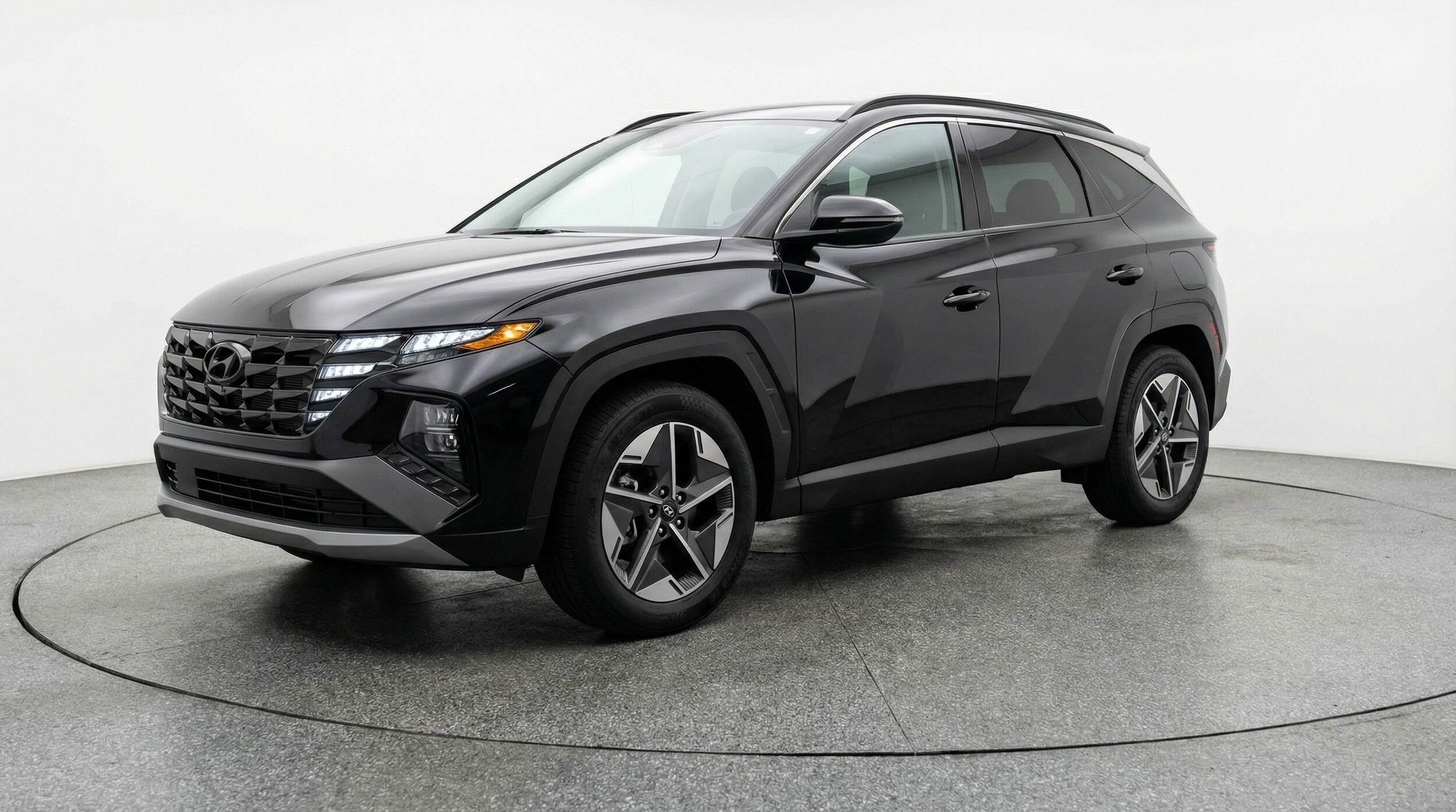 Thumbnail: 2025 Hyundai Tucson - 3