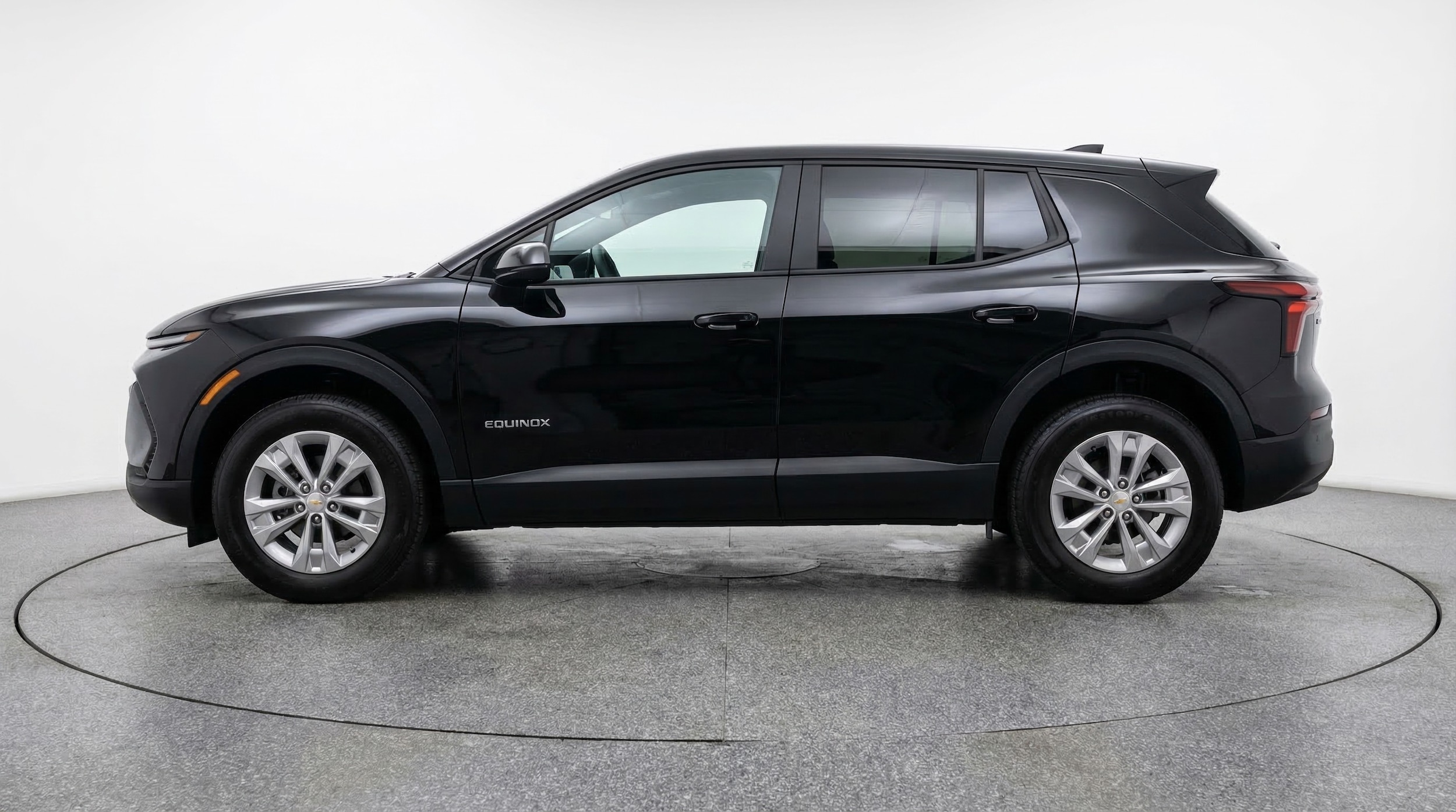 Thumbnail: 2025 Chevrolet Equinox - 4