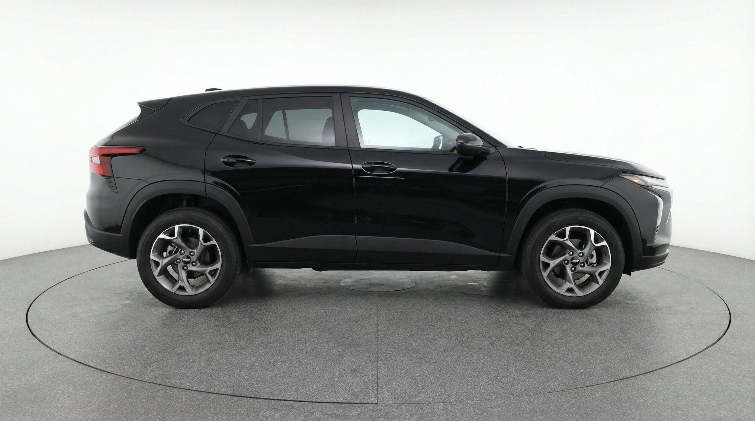 Thumbnail: 2025 Chevrolet Trax - 11