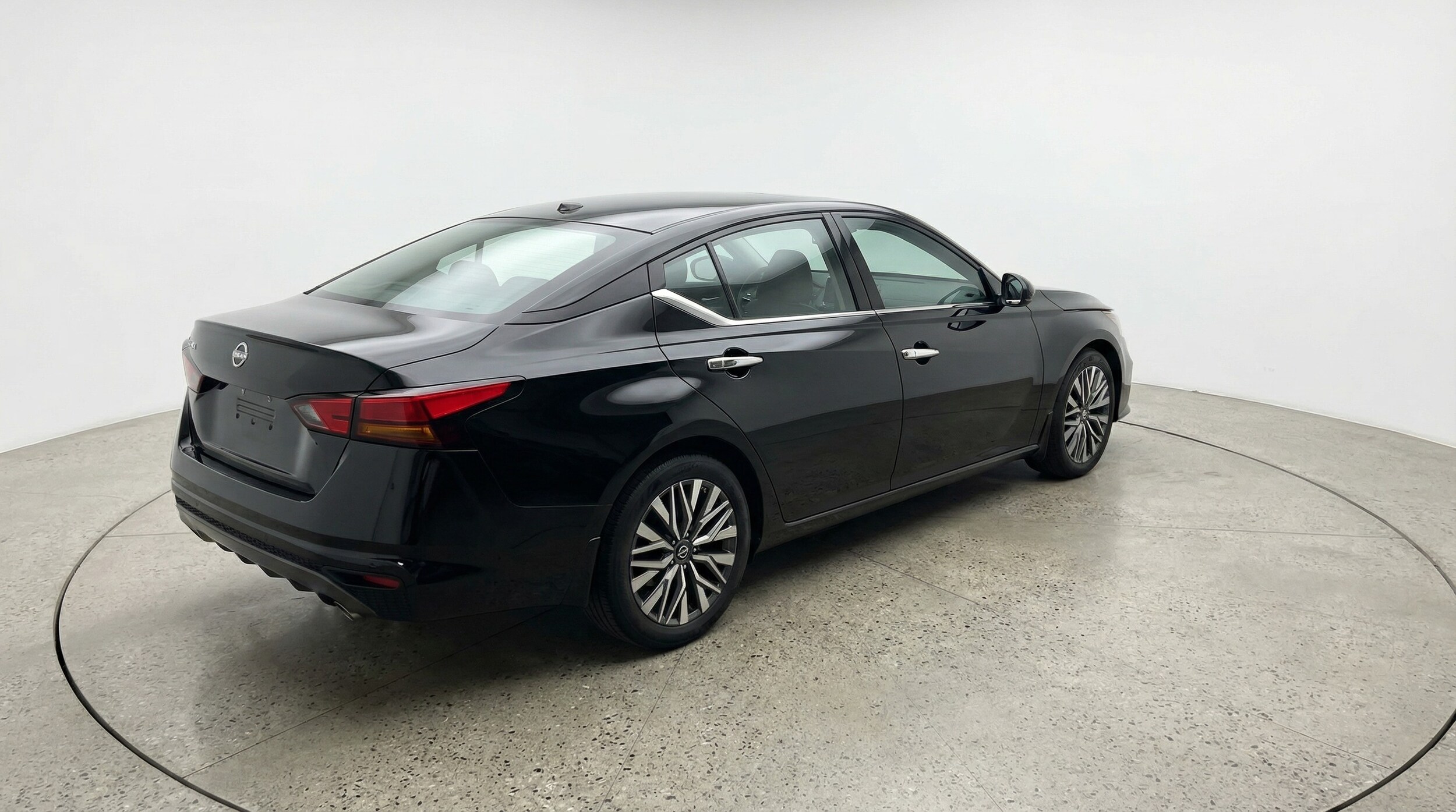 Thumbnail: 2025 Nissan Altima - 7