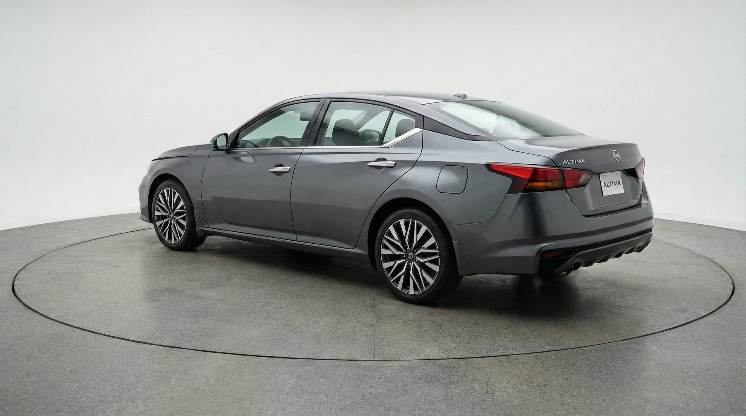 Thumbnail: 2025 Nissan Altima - 5