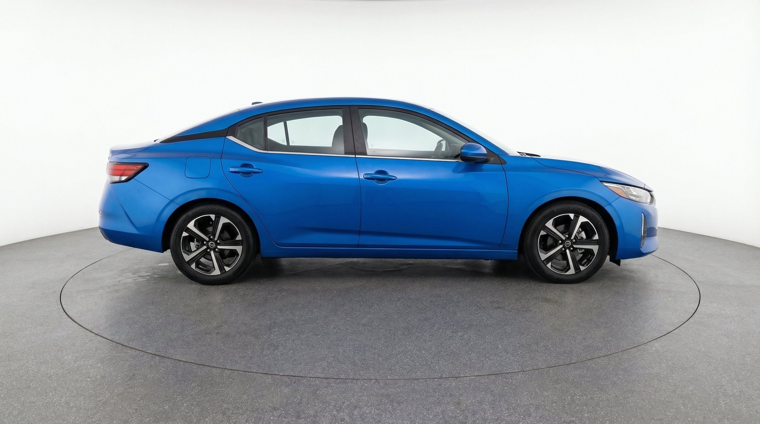 Thumbnail: 2025 Nissan Sentra - 11
