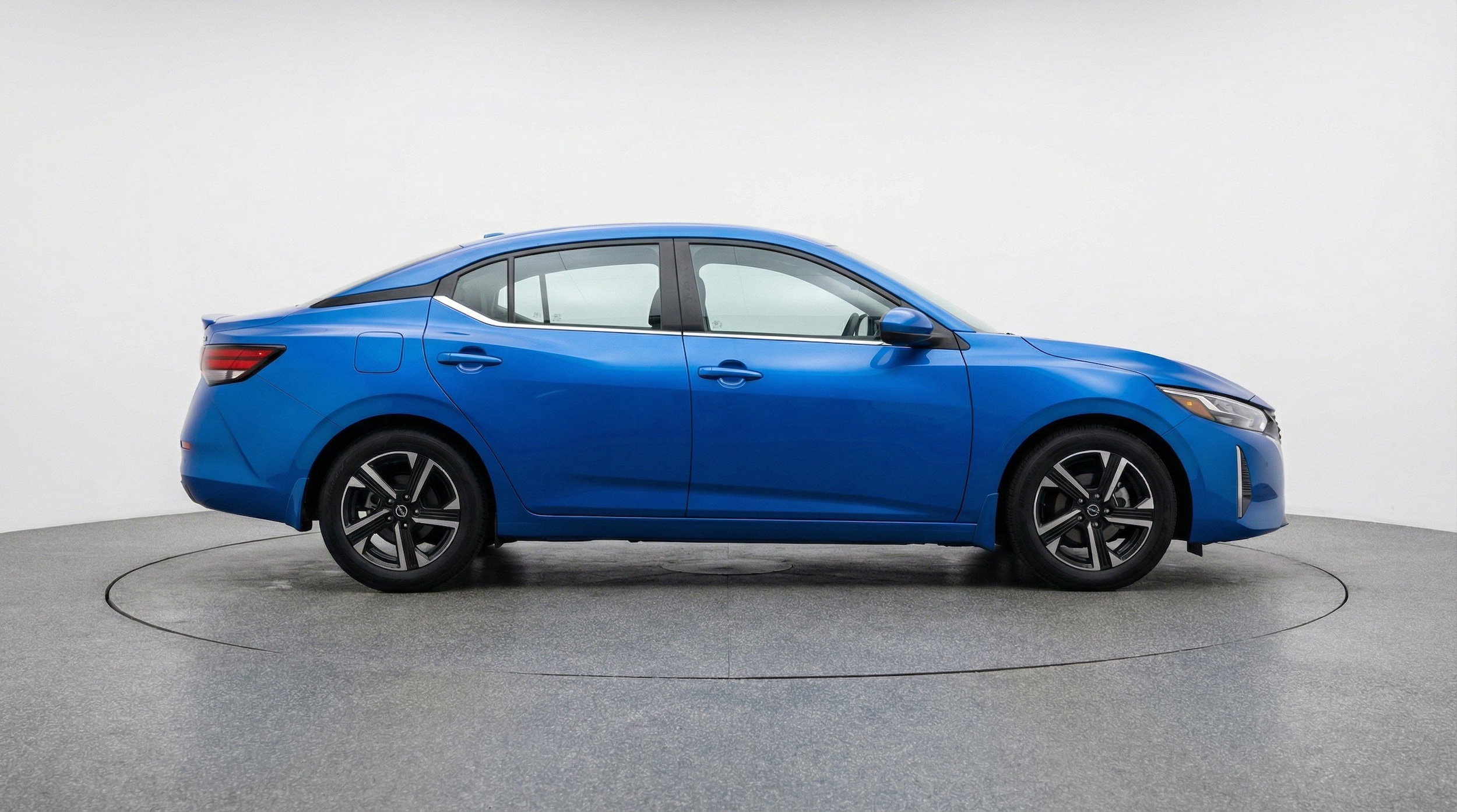Thumbnail: 2025 Nissan Sentra - 11