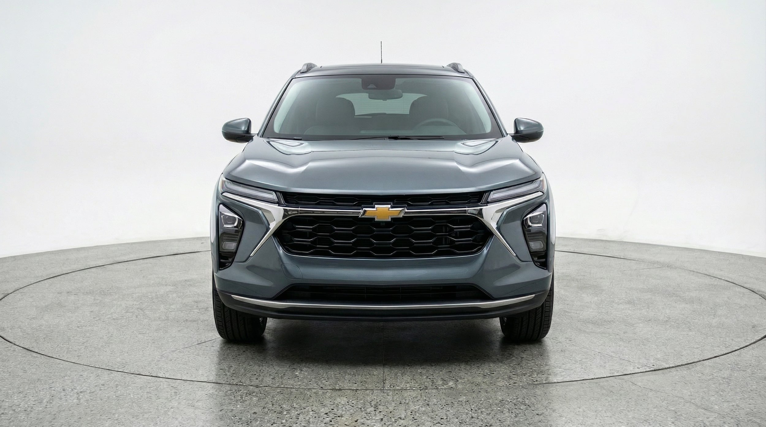 Thumbnail: 2025 Chevrolet Trax - 2