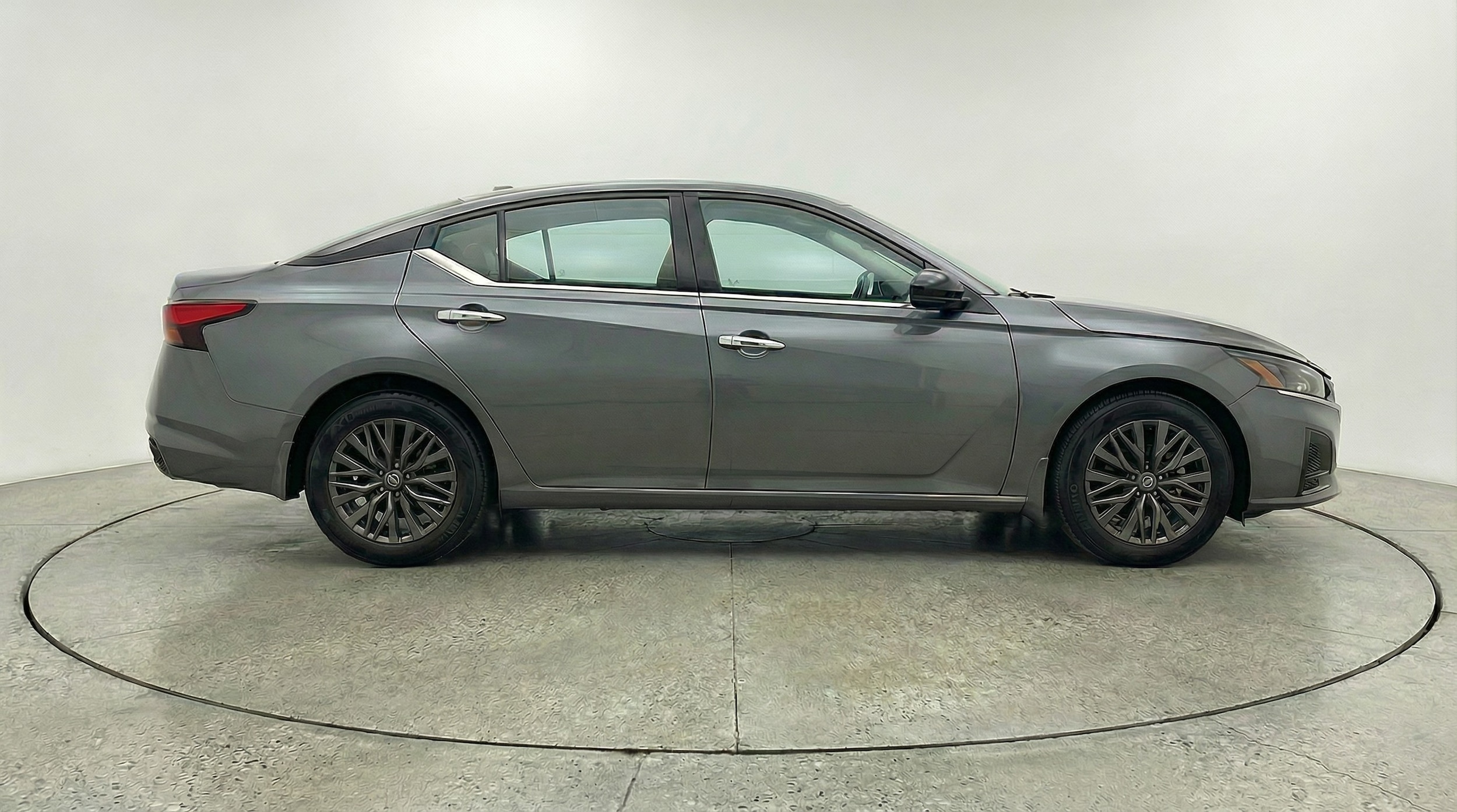 Thumbnail: 2025 Nissan Altima - 8