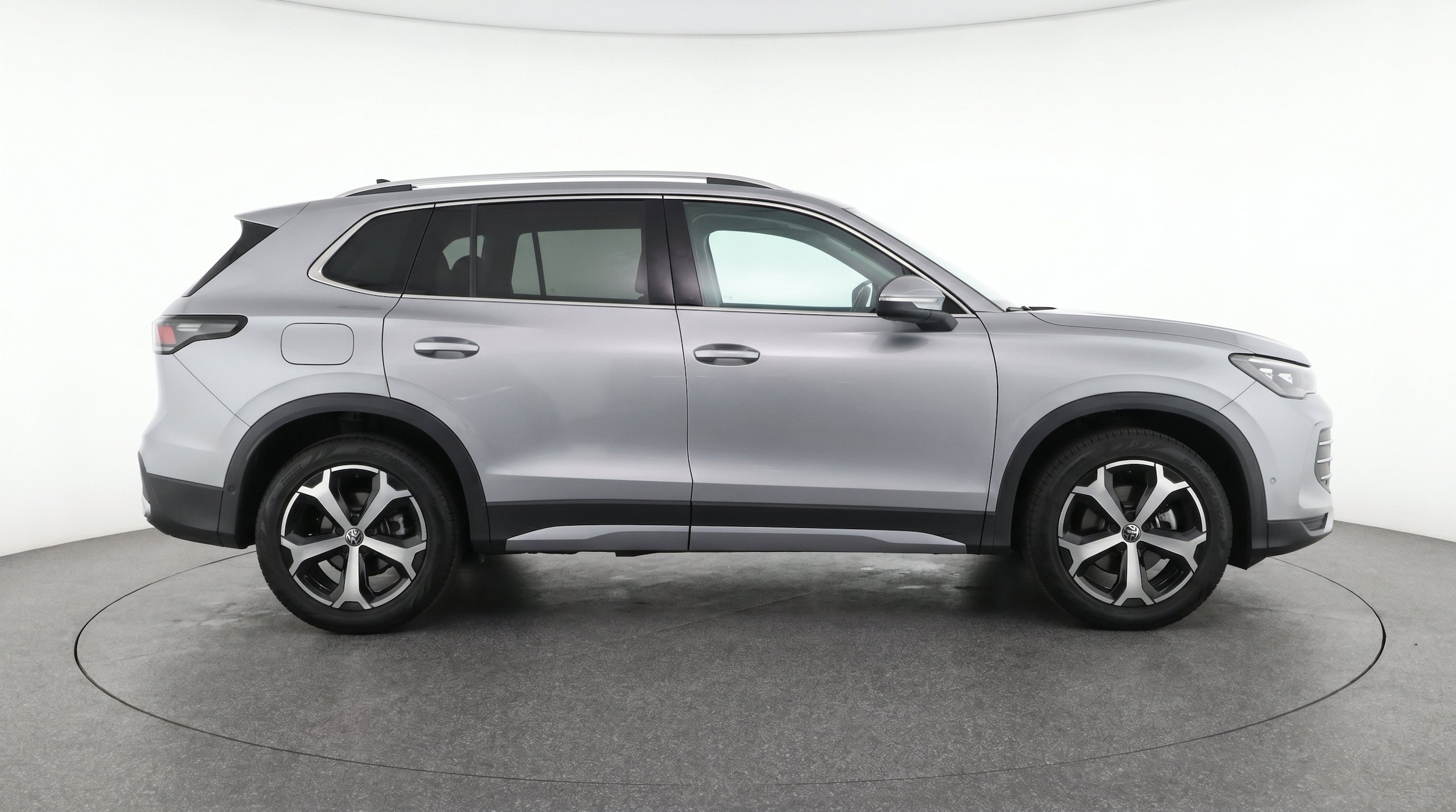 Thumbnail: 2026 Volkswagen Tiguan - 11