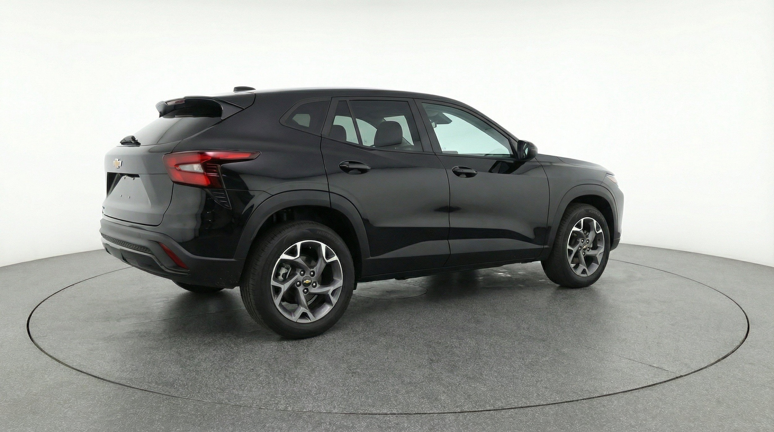 Thumbnail: 2025 Chevrolet Trax - 9