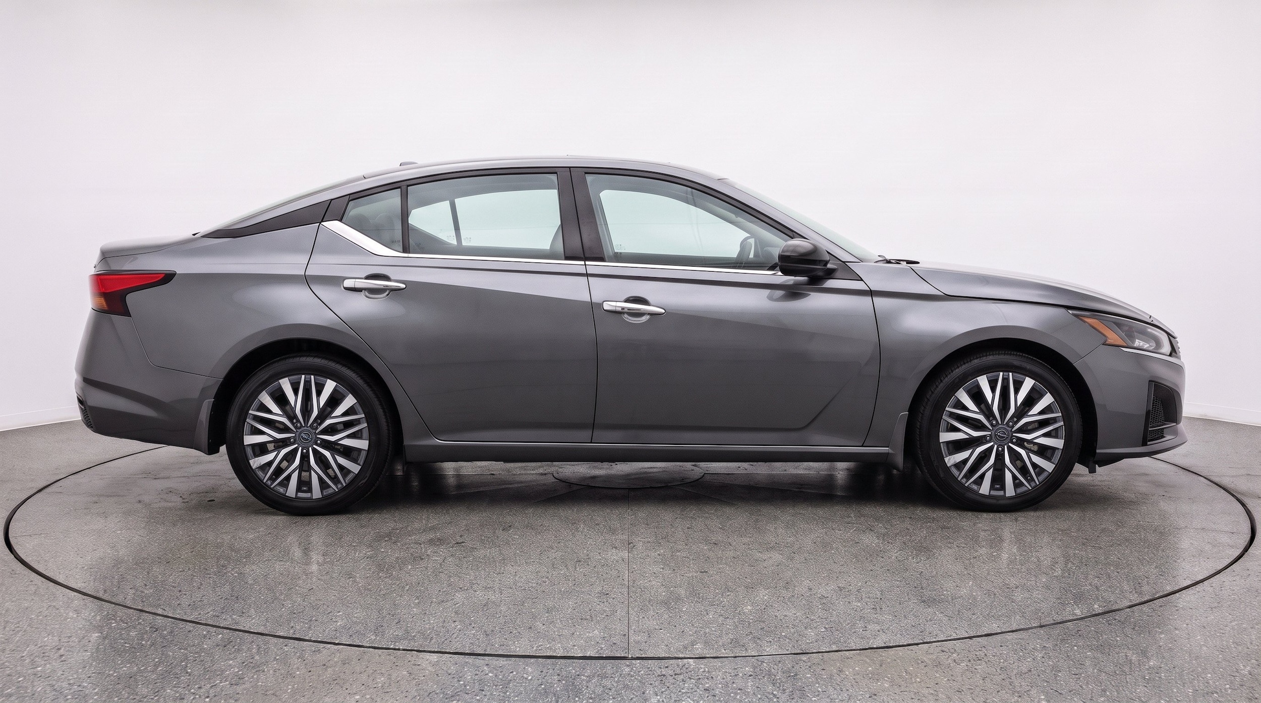 Thumbnail: 2025 Nissan Altima - 11