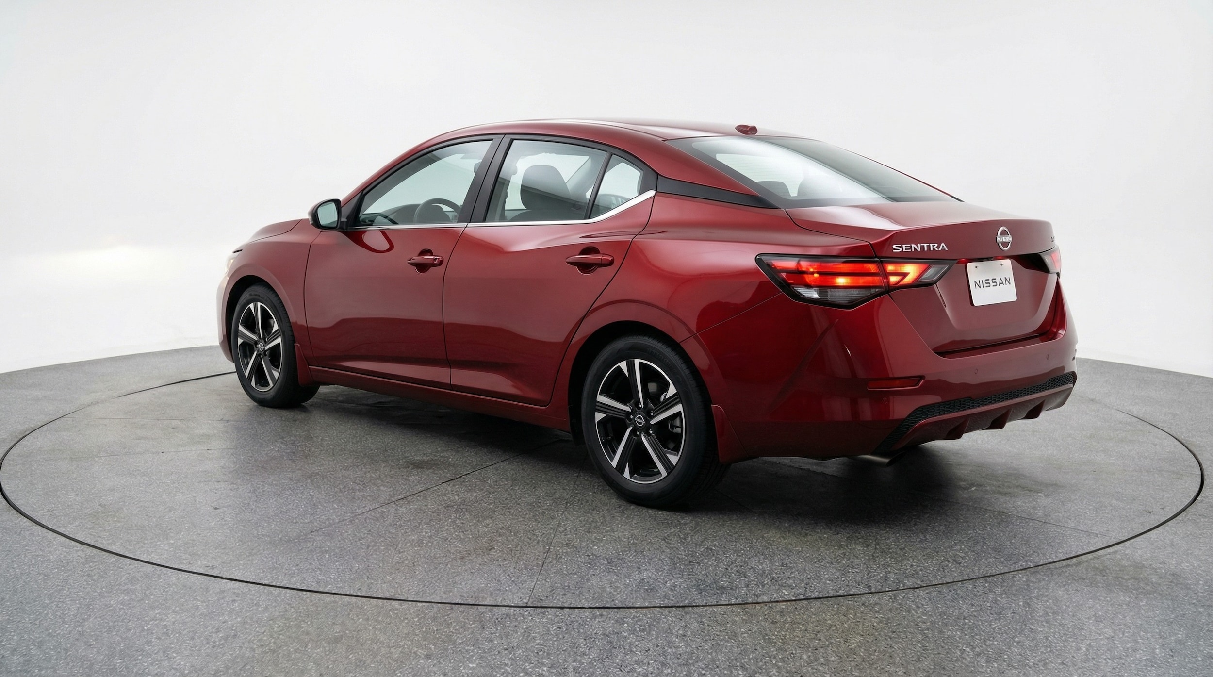 Thumbnail: 2025 Nissan Sentra - 5