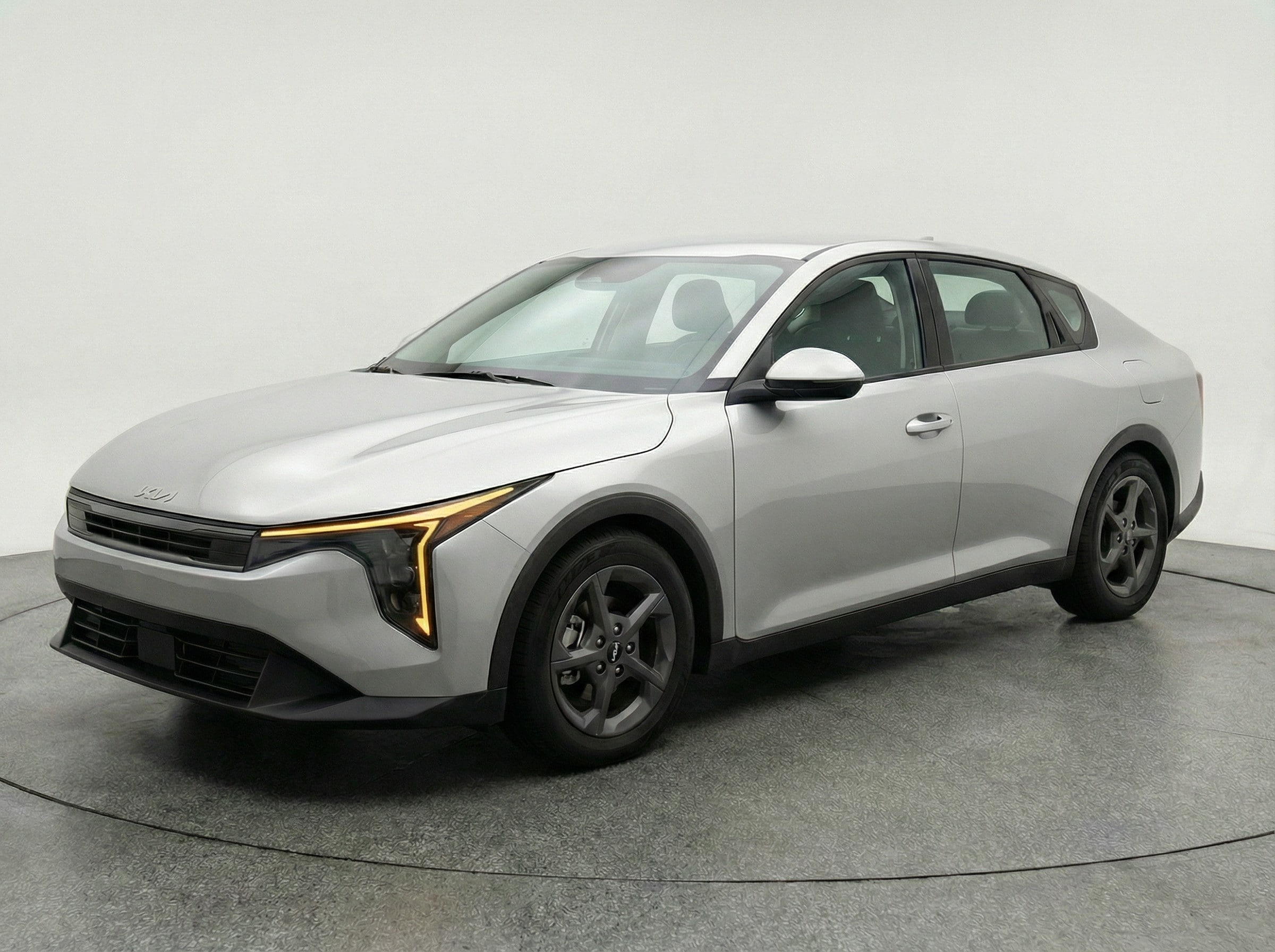 Thumbnail: 2025 Kia K4 - 3
