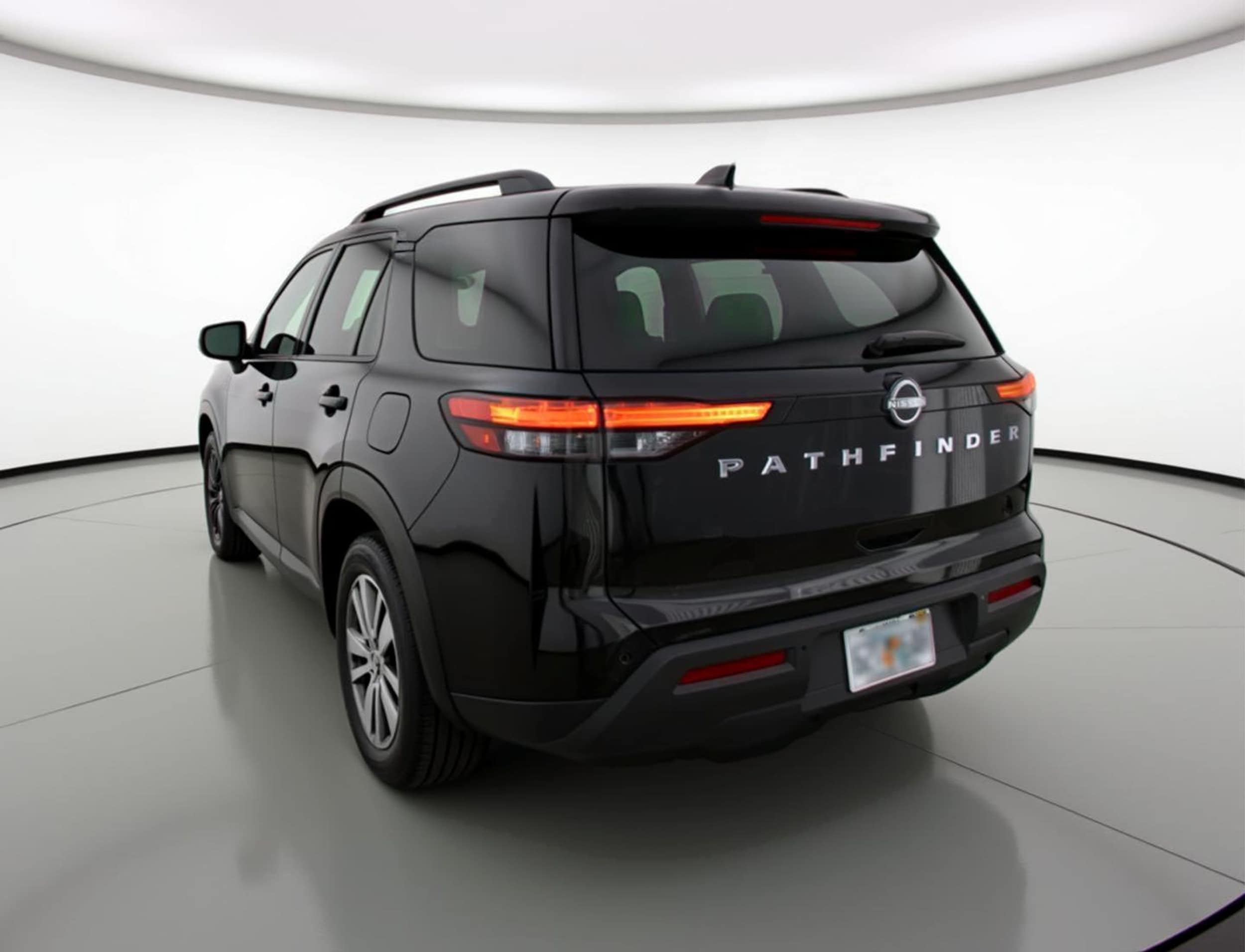 Thumbnail: 2025 Nissan Pathfinder - 5