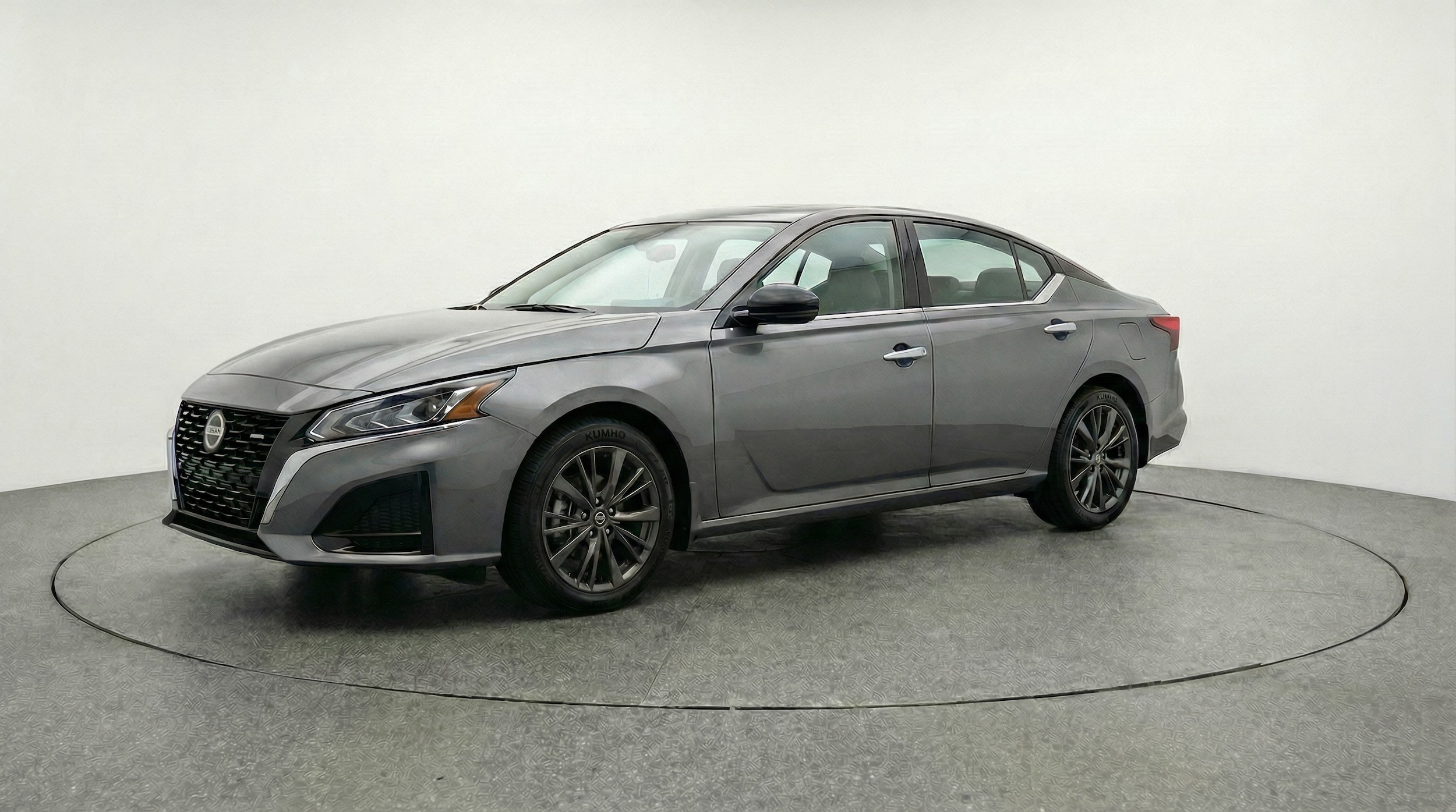 Thumbnail: 2025 Nissan Altima - 3