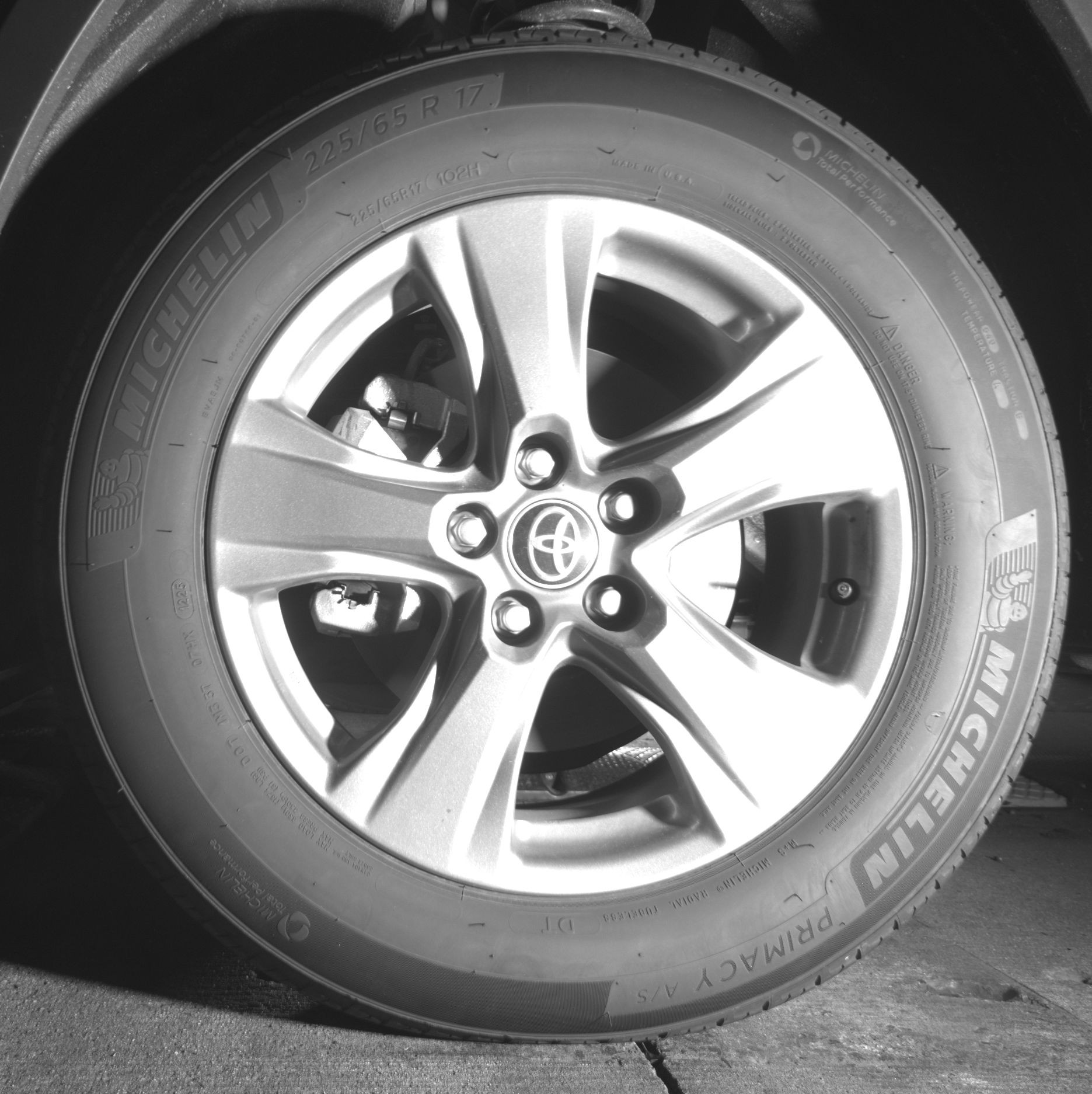 Thumbnail: 2025 Toyota RAV4 - 9