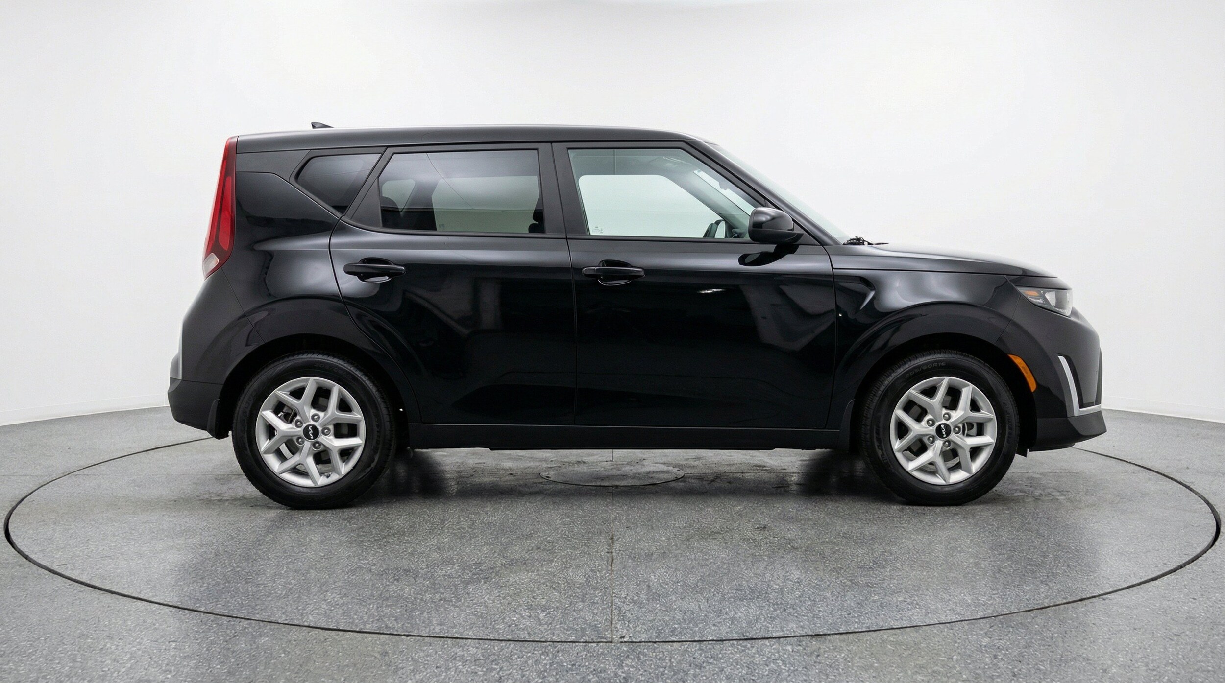 Thumbnail: 2025 Kia Soul - 11