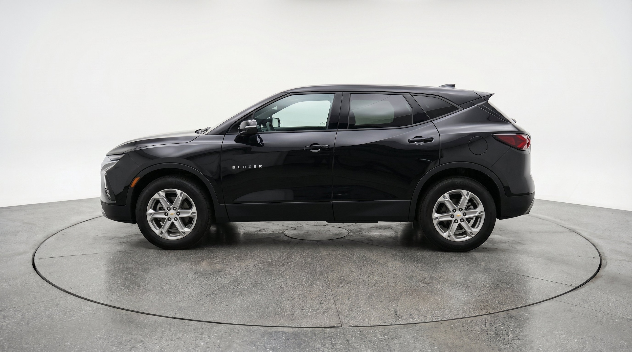 Thumbnail: 2025 Chevrolet Blazer - 5