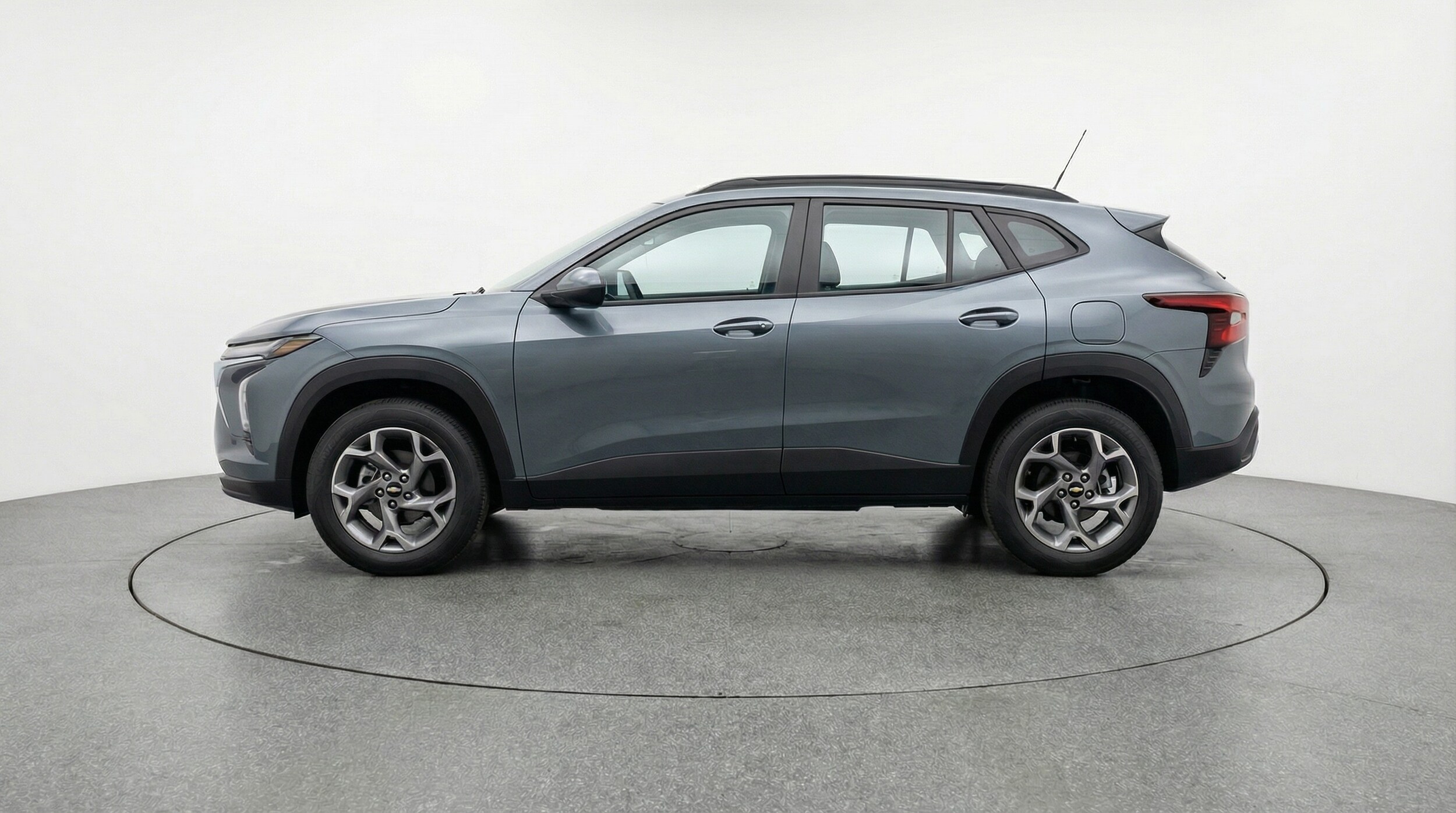 Thumbnail: 2025 Chevrolet Trax - 4