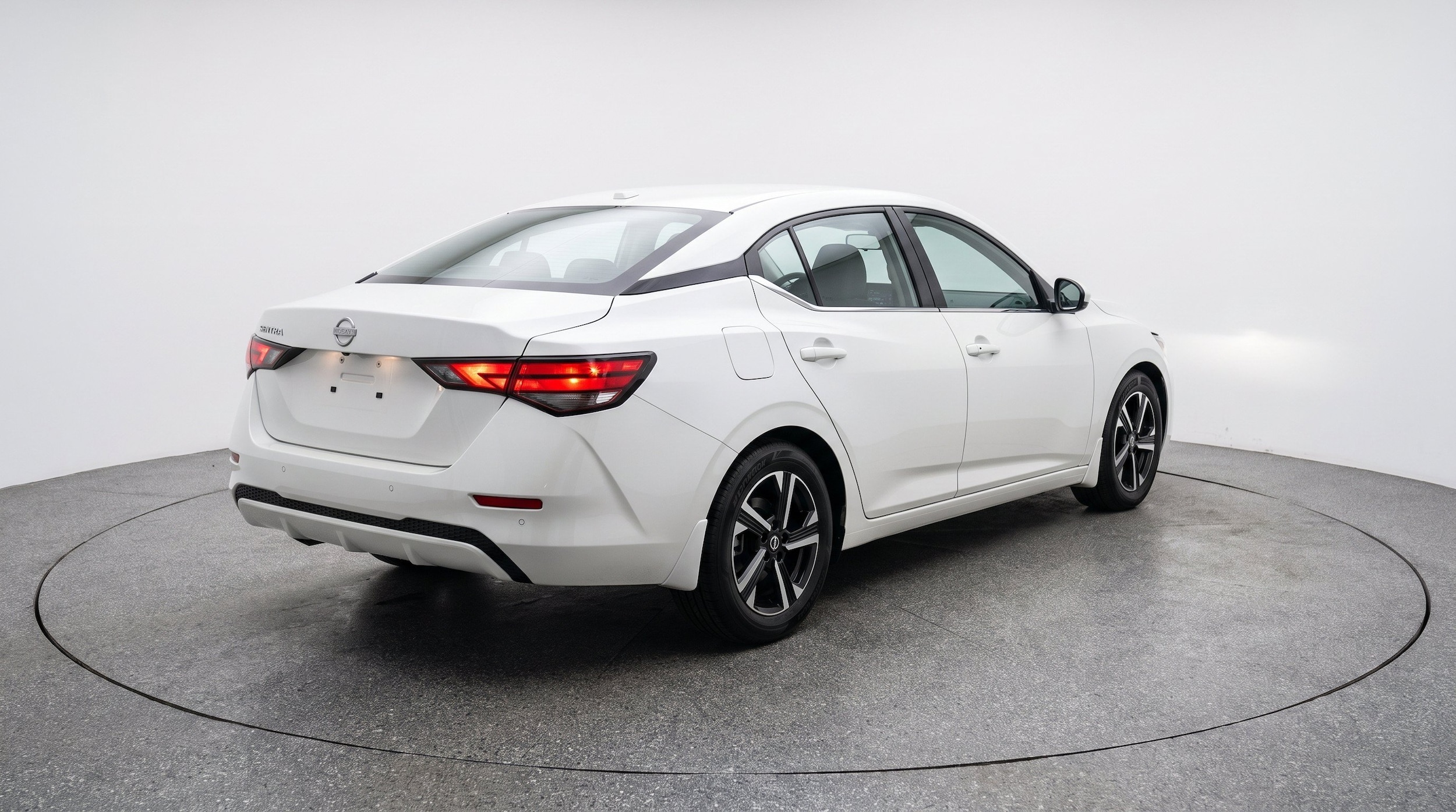 Thumbnail: 2025 Nissan Sentra - 9