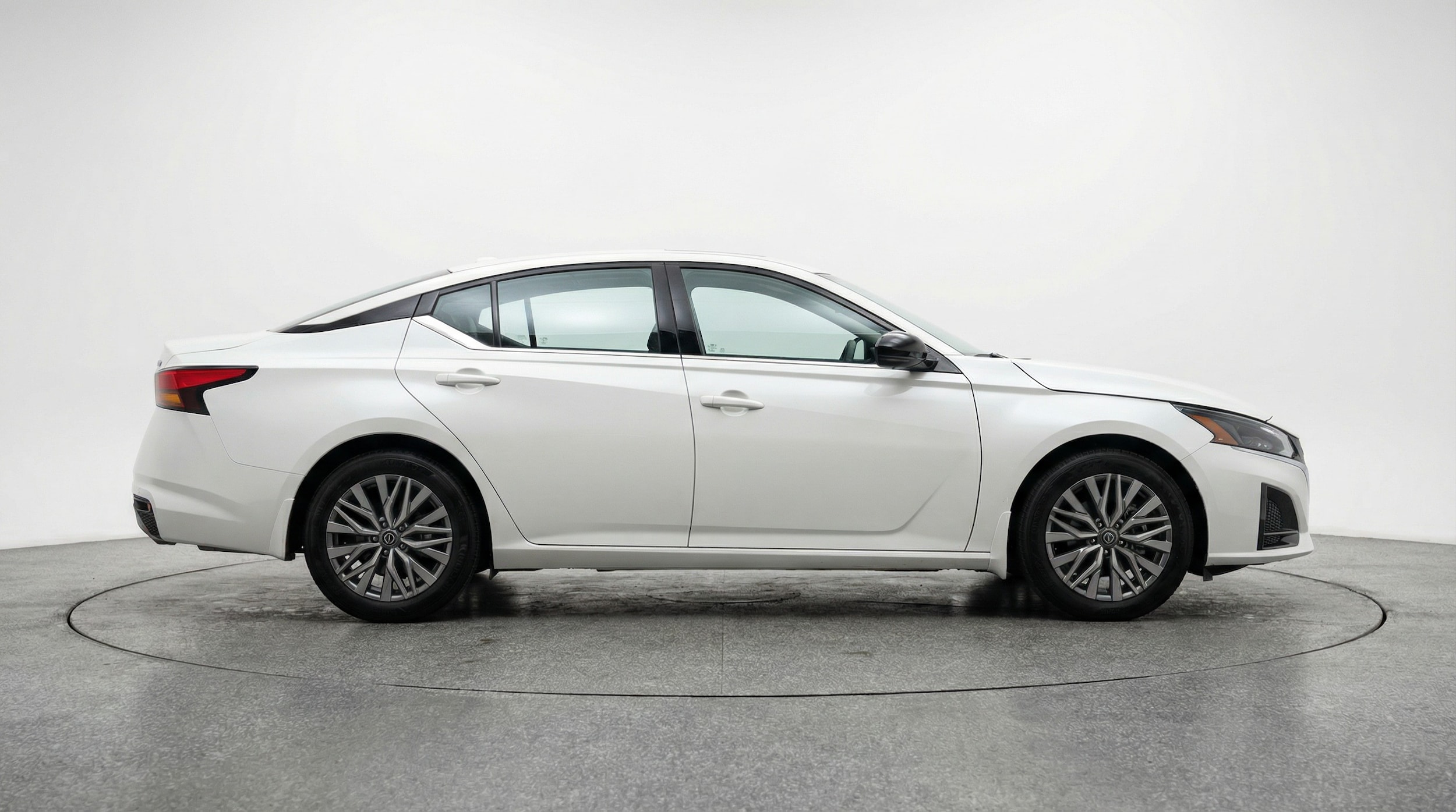 Thumbnail: 2025 Nissan Altima - 8