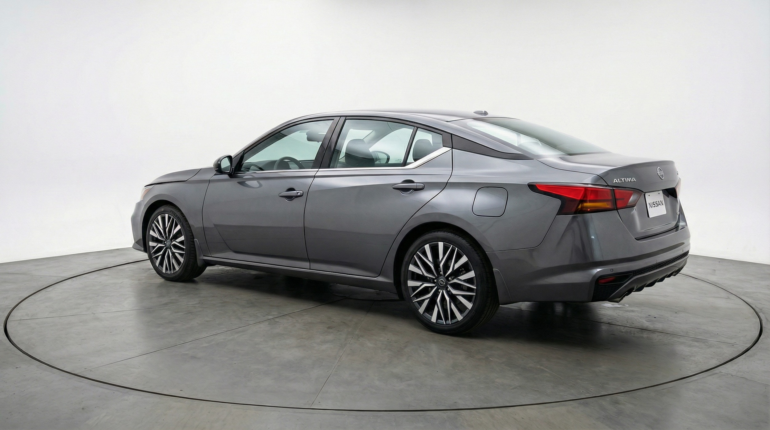 Thumbnail: 2025 Nissan Altima - 5