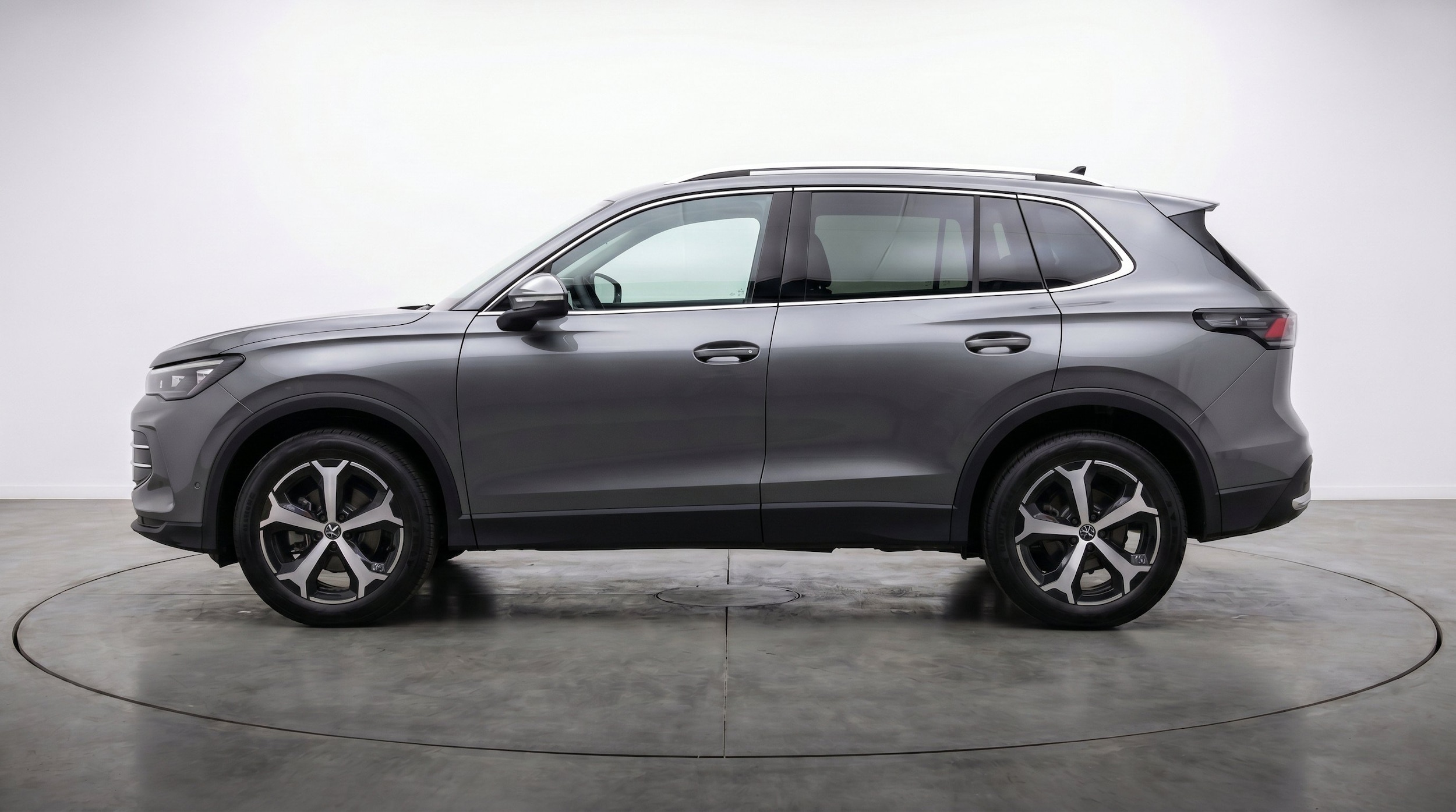 Thumbnail: 2026 Volkswagen Tiguan - 5