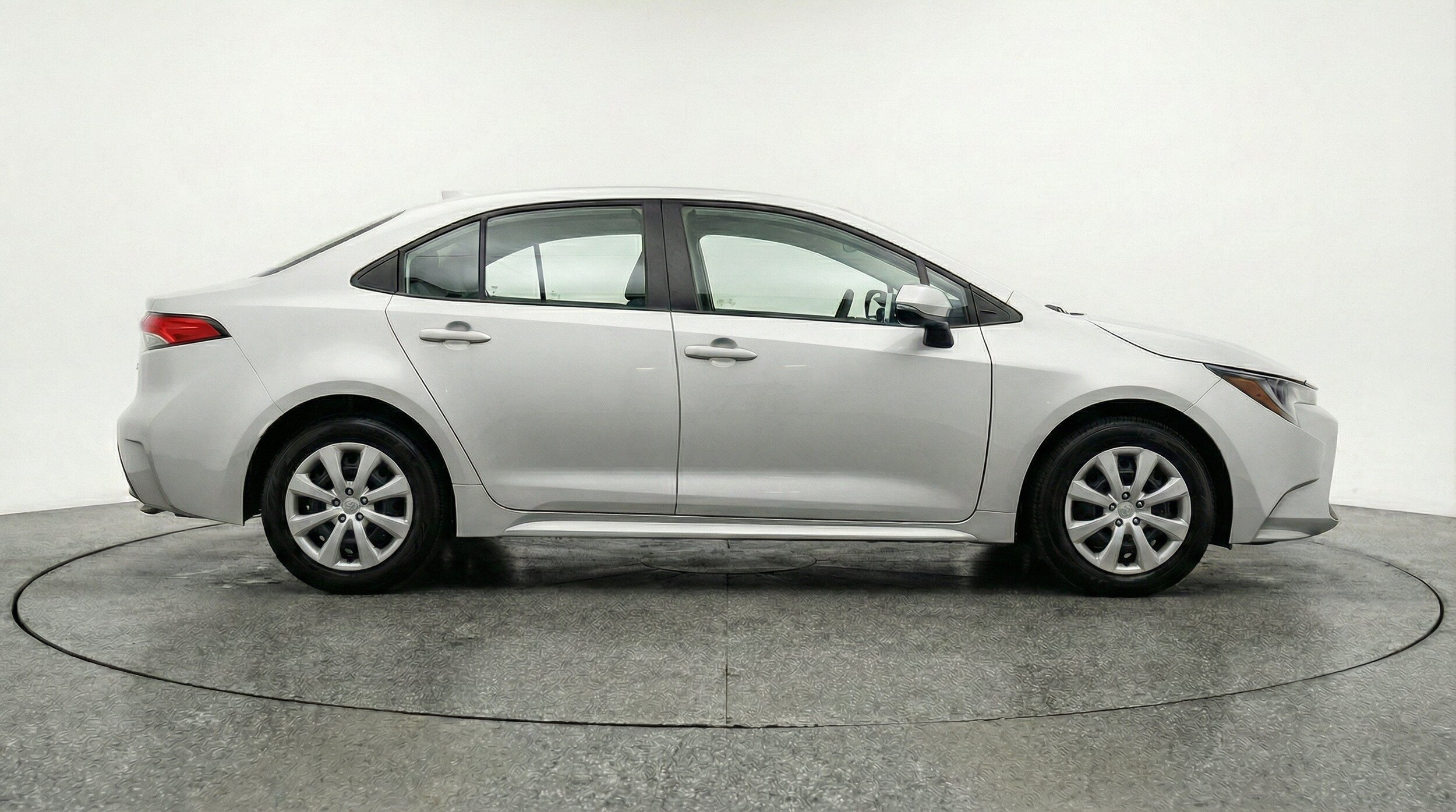 Thumbnail: 2025 Toyota Corolla - 11
