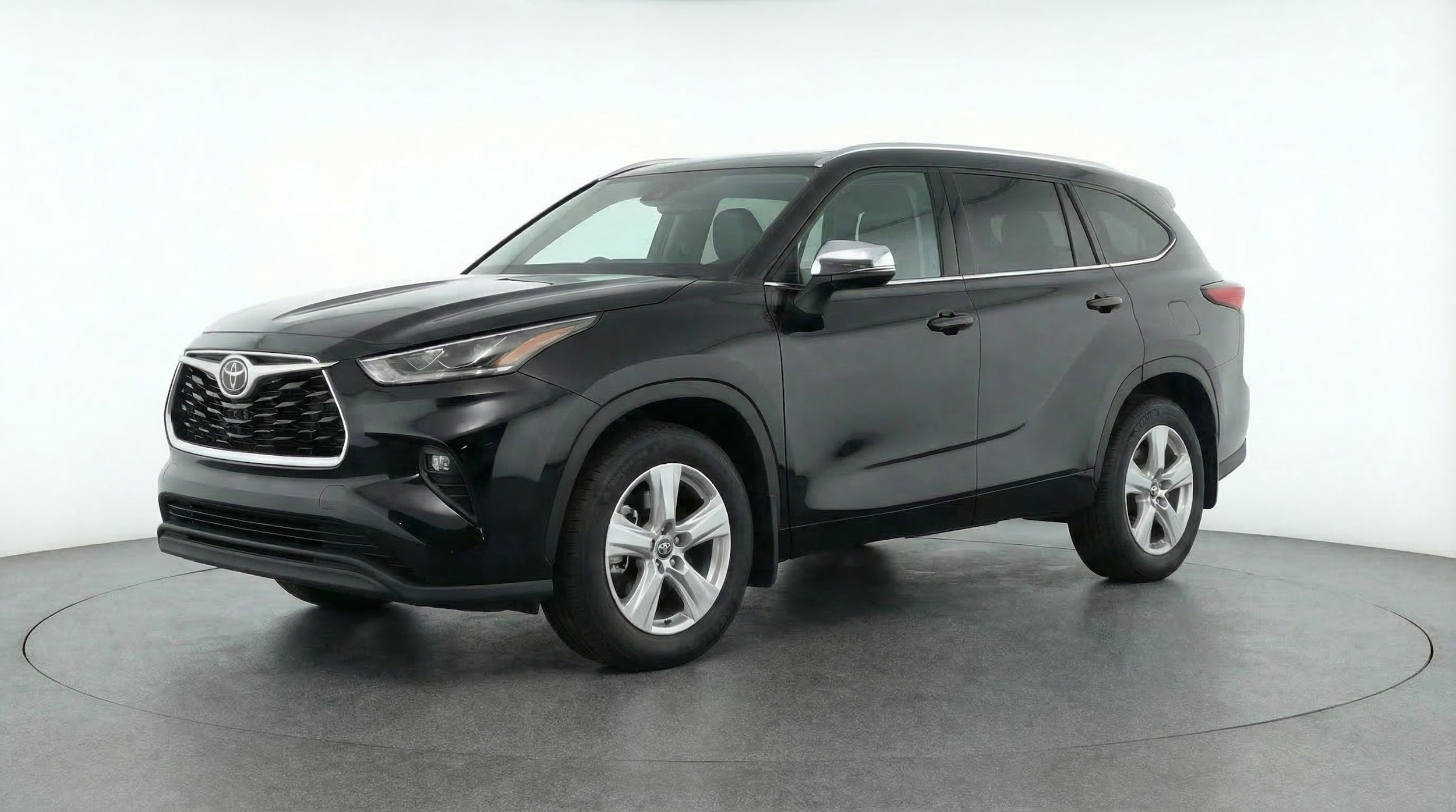 Thumbnail: 2025 Toyota Highlander - 3