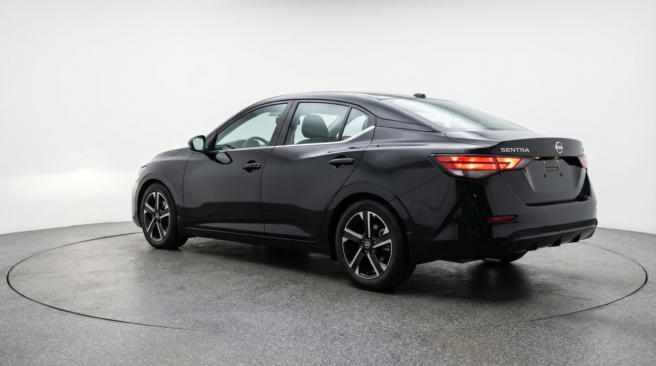 Thumbnail: 2025 Nissan Sentra - 5