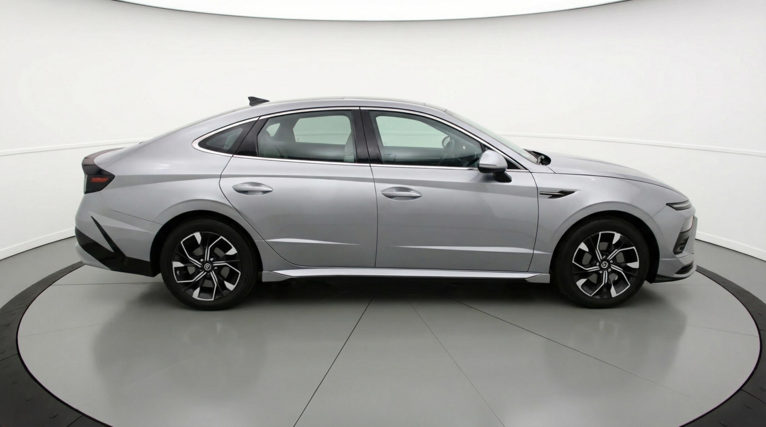 Thumbnail: 2025 Hyundai Sonata - 8