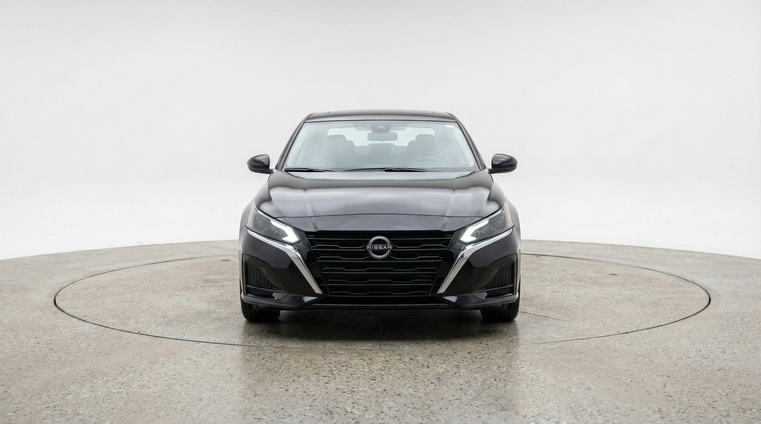 Thumbnail: 2025 Nissan Altima - 2