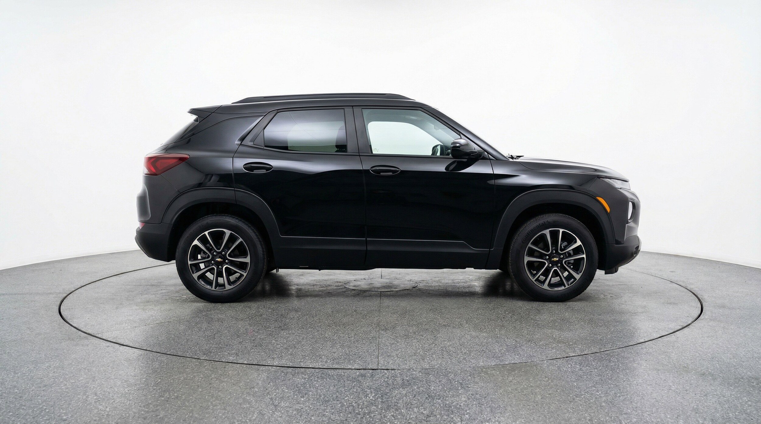 Thumbnail: 2025 Chevrolet TrailBlazer - 11