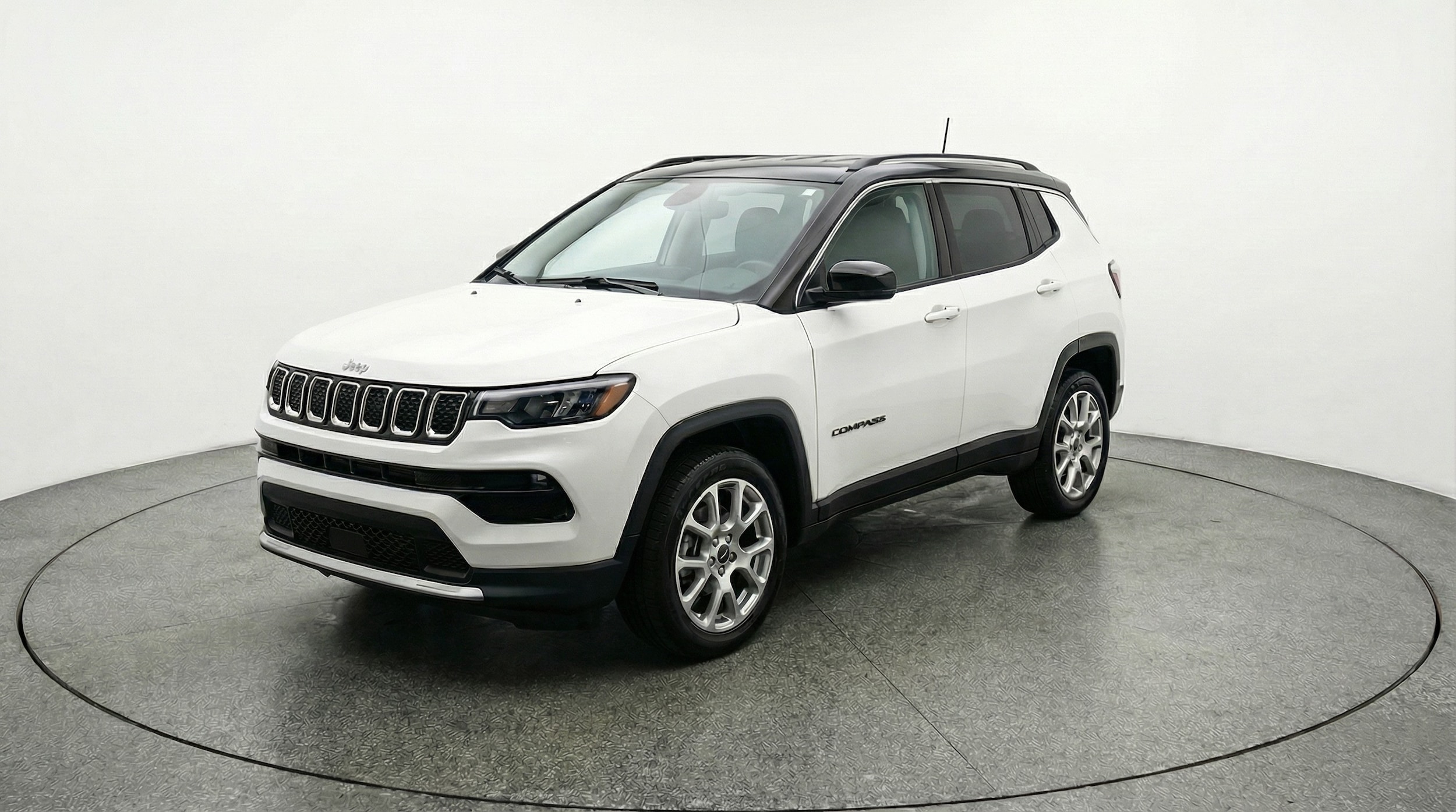 Thumbnail: 2025 Jeep Compass - 3