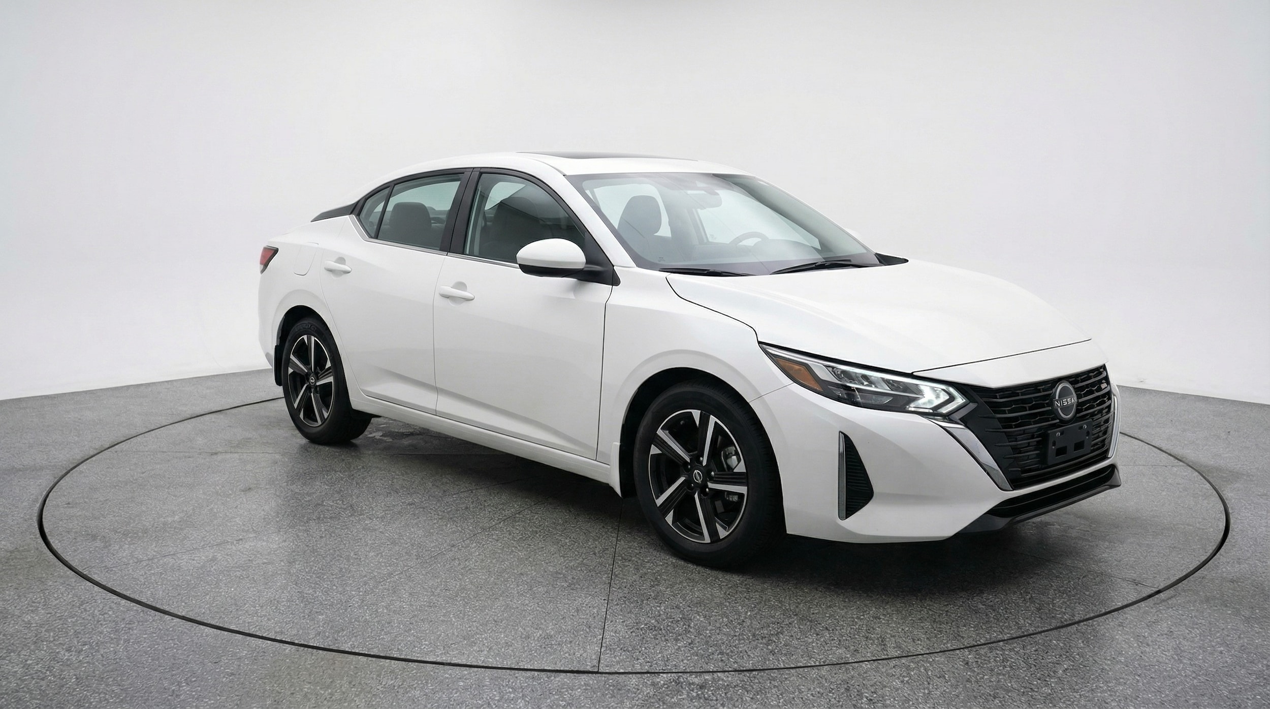 Thumbnail: 2025 Nissan Sentra - 1