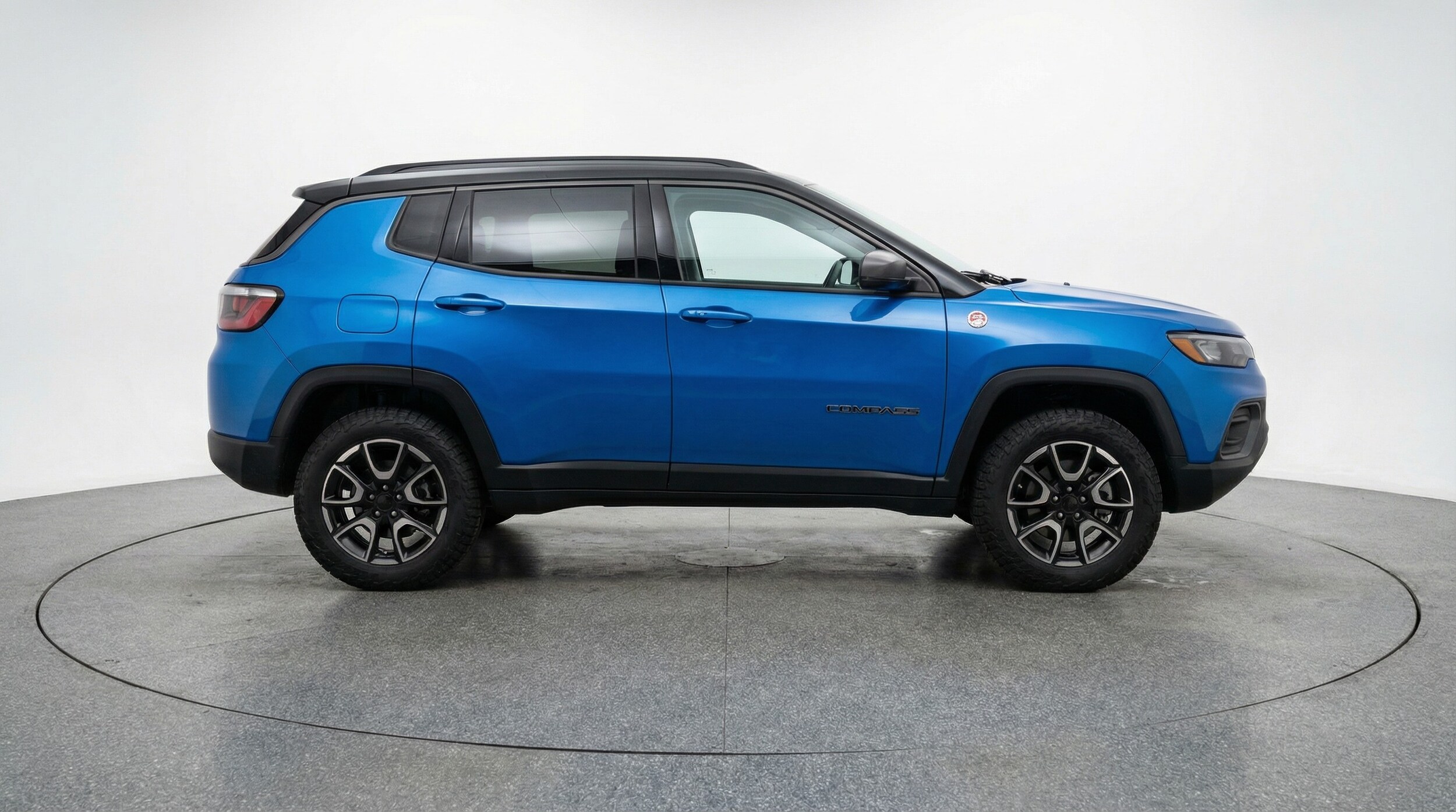 Thumbnail: 2025 Jeep Compass - 8