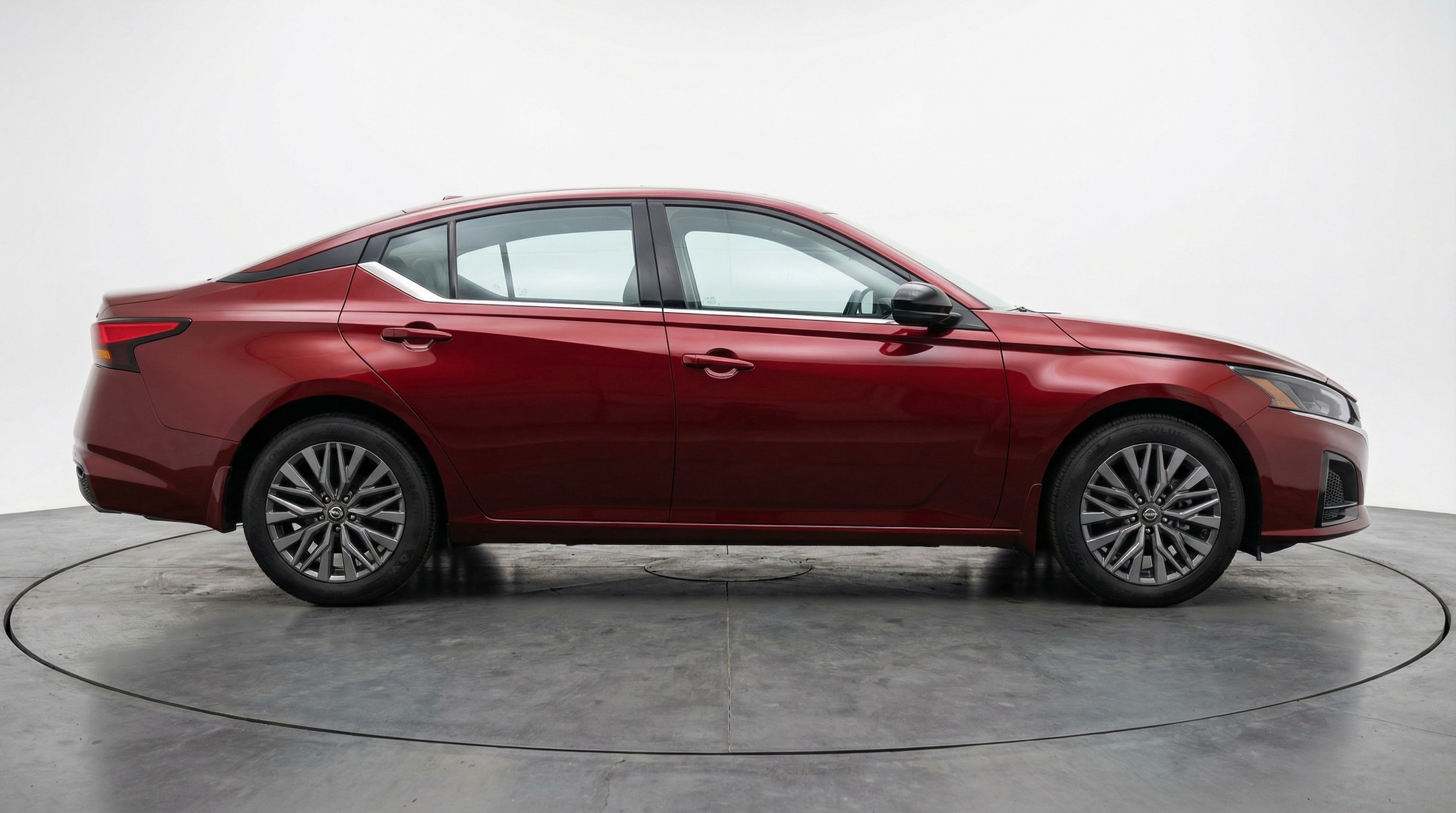 Thumbnail: 2025 Nissan Altima - 8